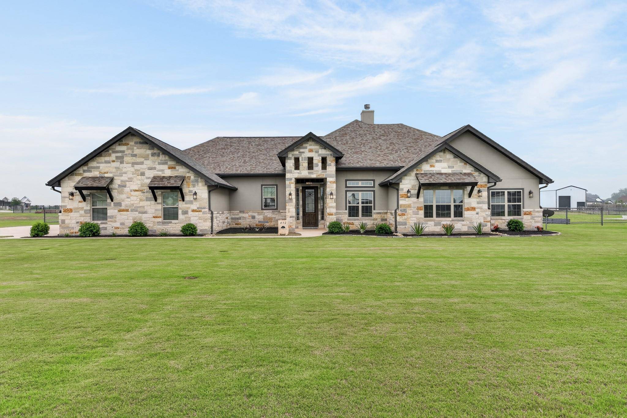 412 Farmstead DR, Seguin, TX 78155