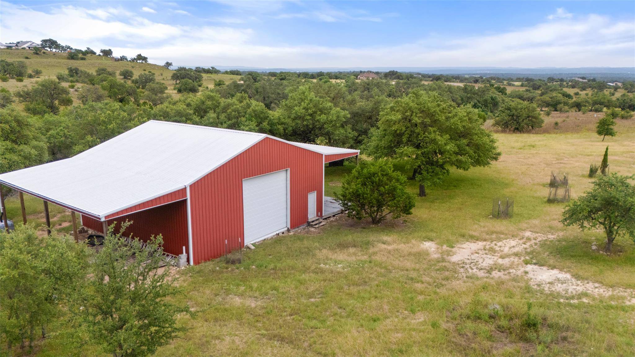 428 Summit Spring LN, Johnson City, TX 78636