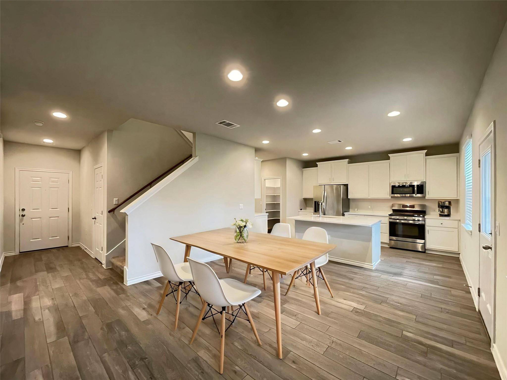 1603 Denesa DR, Austin, TX 78725