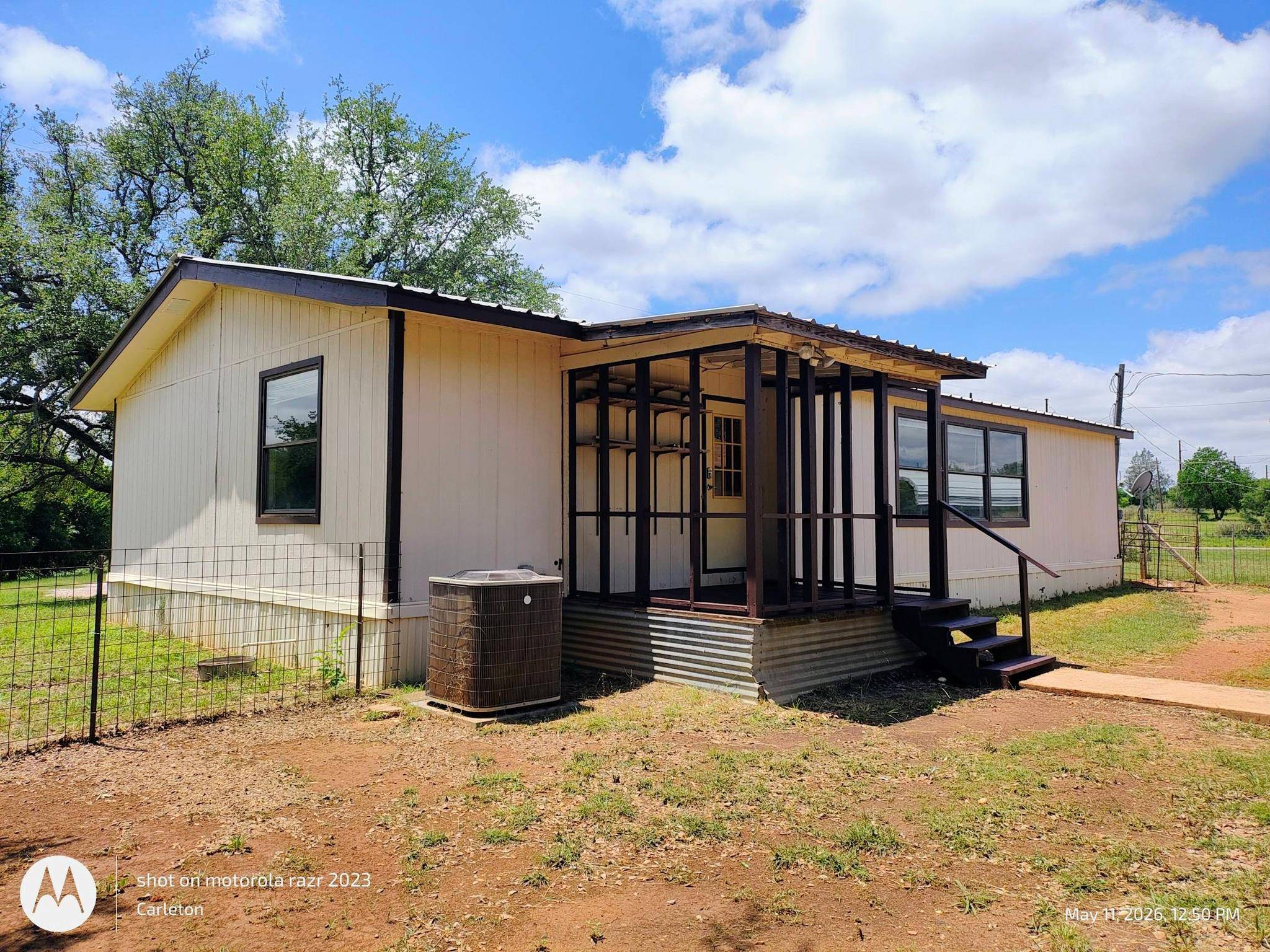 601 E Austin Ave, Llano, TX 78643
