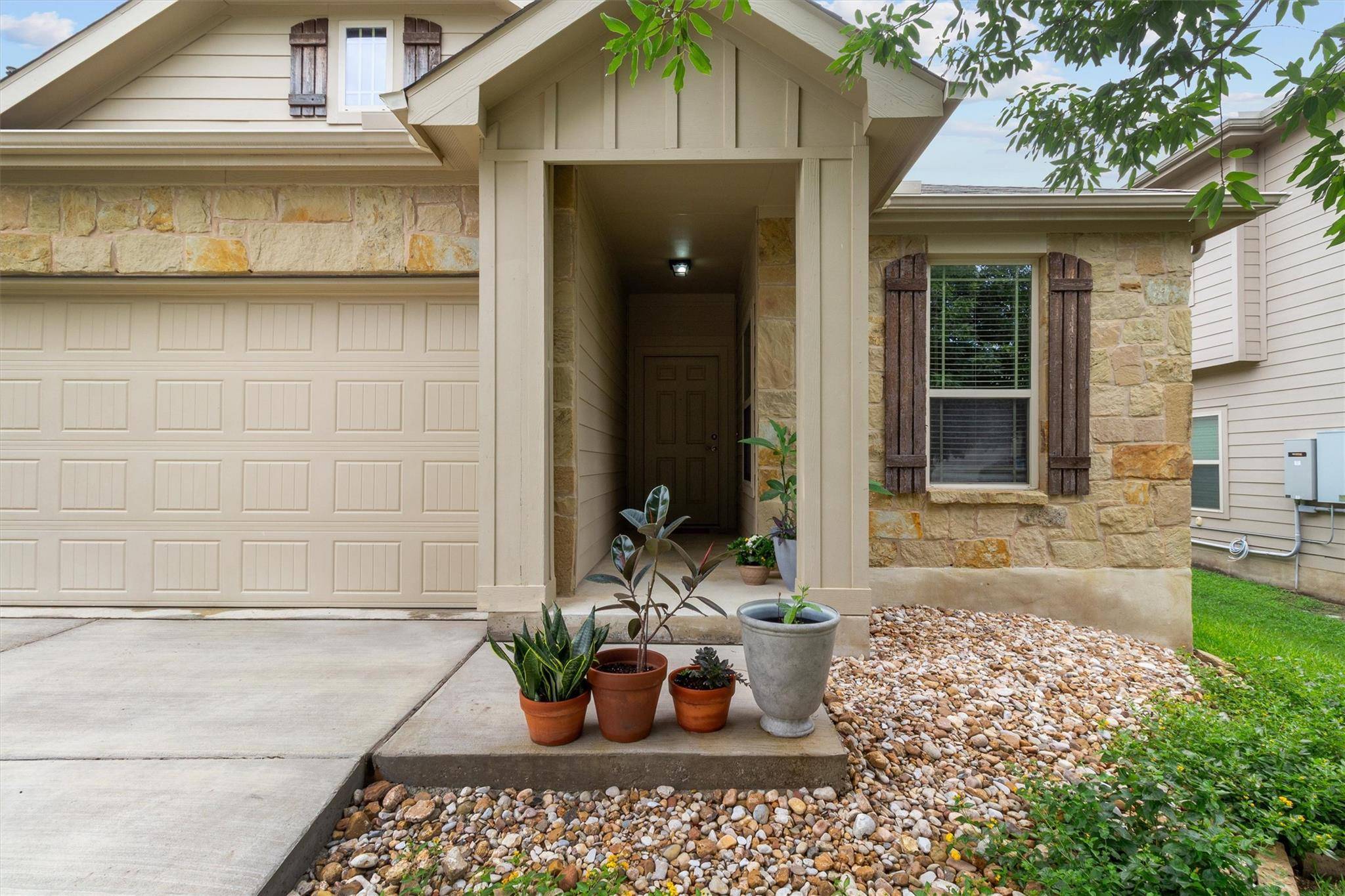 10413 Crescendo LN, Austin, TX 78747