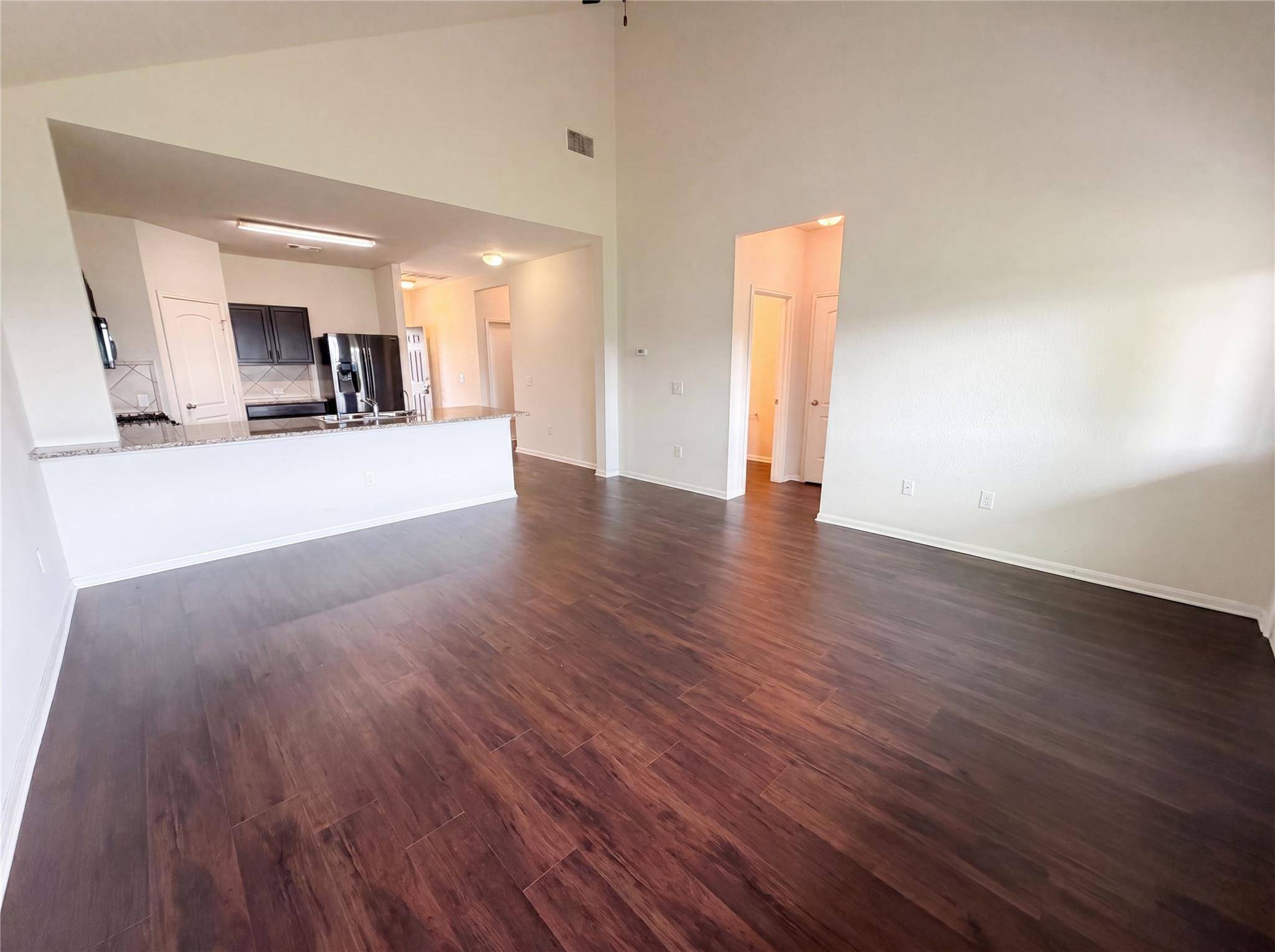 706 Luna Vista DR, Hutto, TX 78634