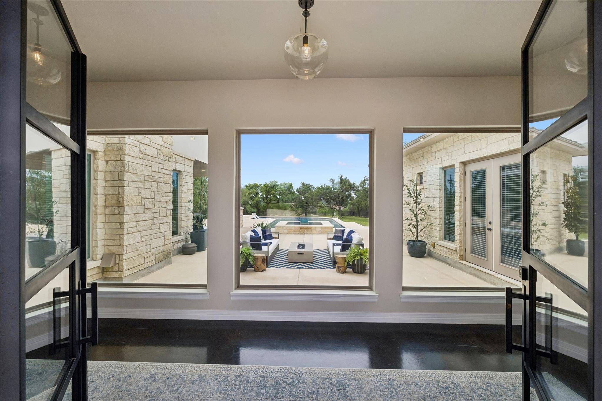 3214 Comal Springs, Canyon Lake, TX 78133