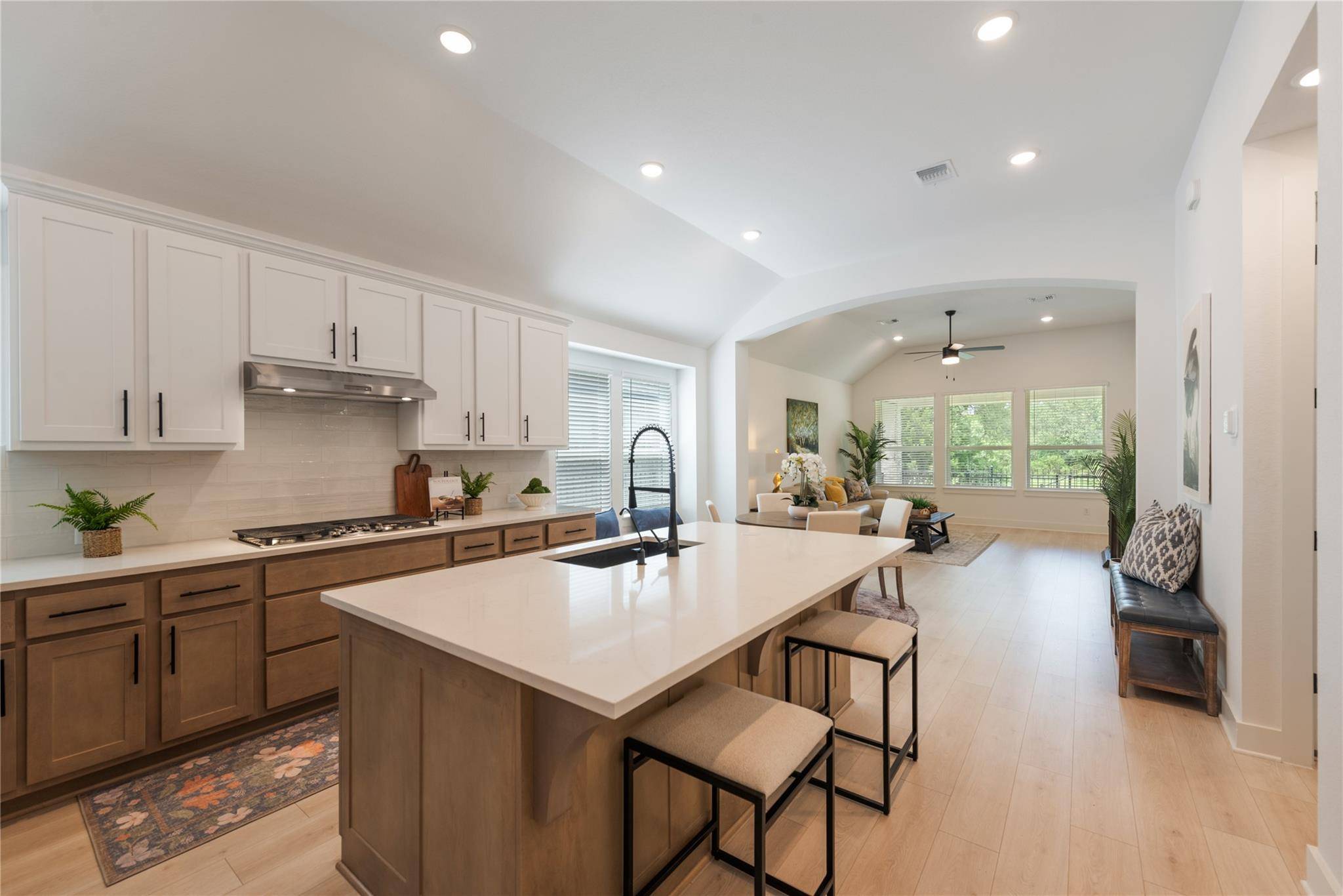 294 Kimble Creek LOOP, Kyle, TX 78640