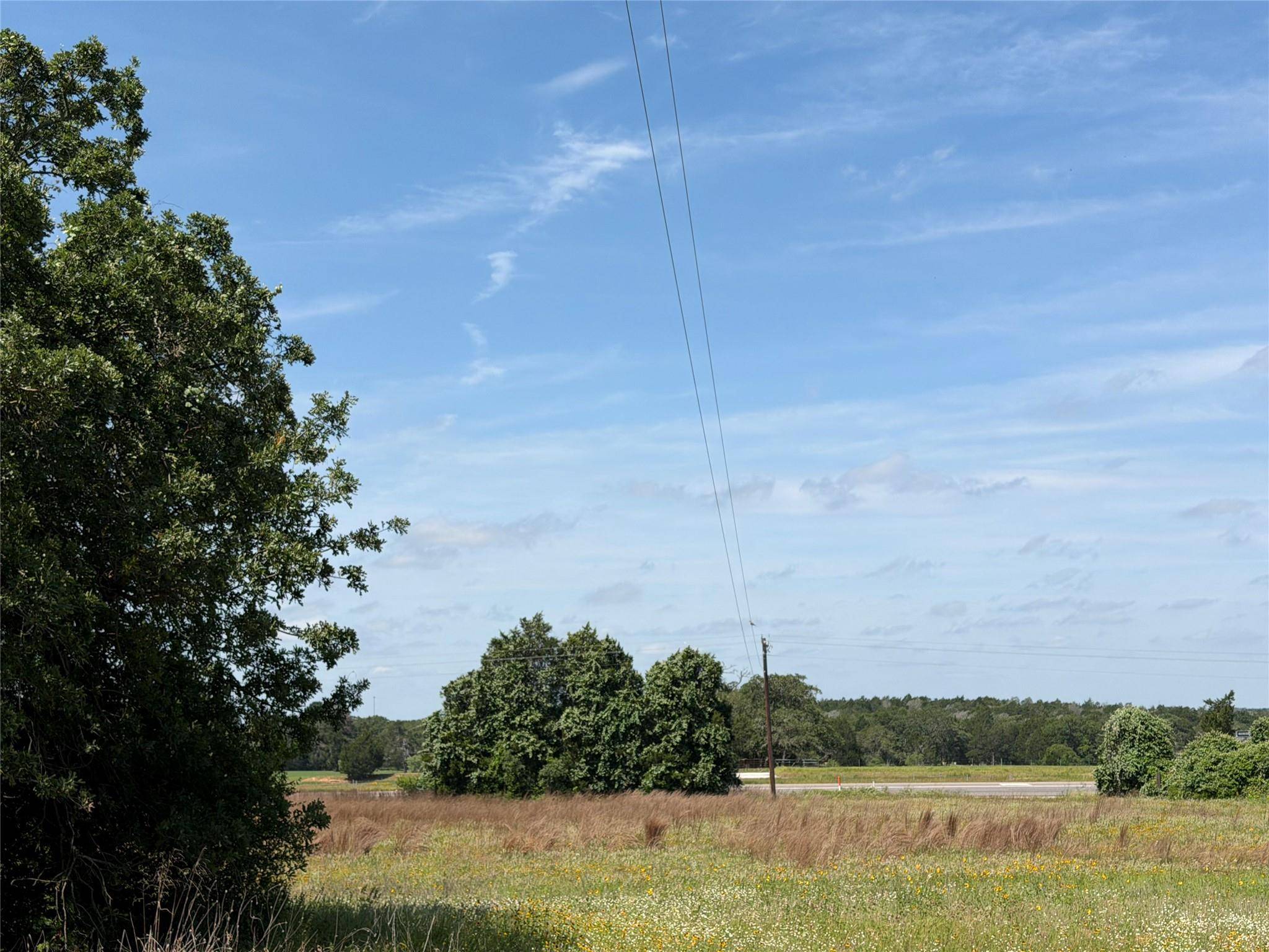 829 Old Highway 20 #A, Mcdade, TX 78650