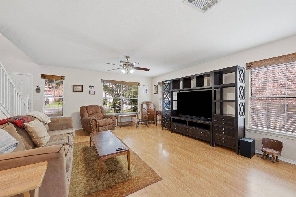11432 Hillhaven DR, Austin, TX 78748