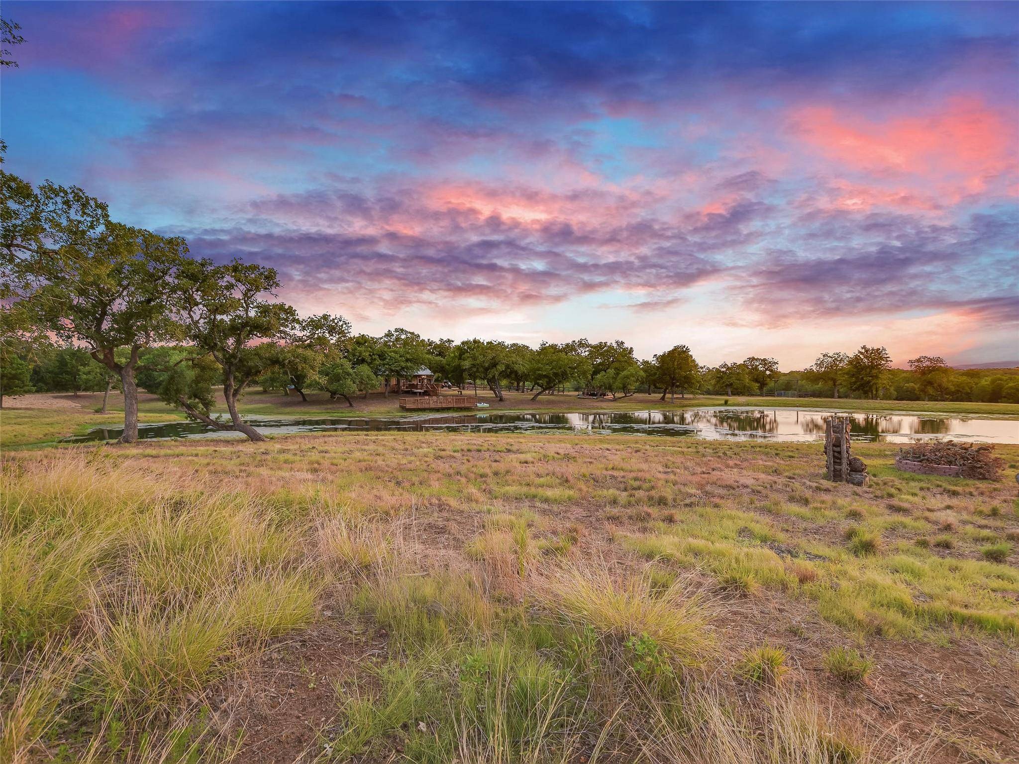 762 Karisch RD, Giddings, TX 78942