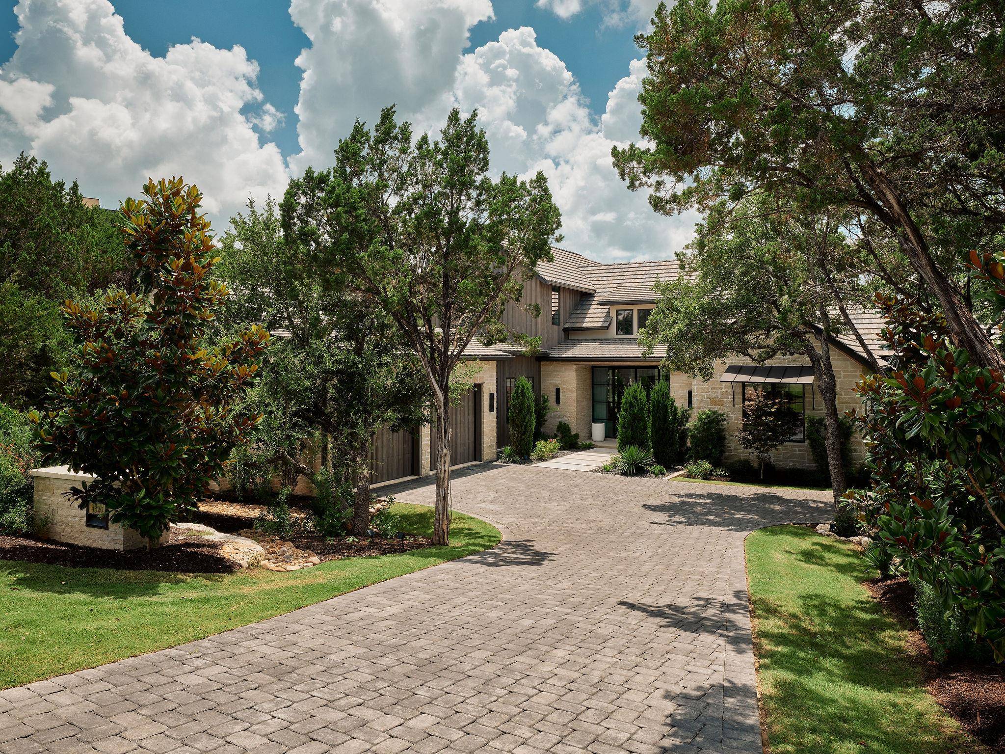4320 Amarra DR, Austin, TX 78735