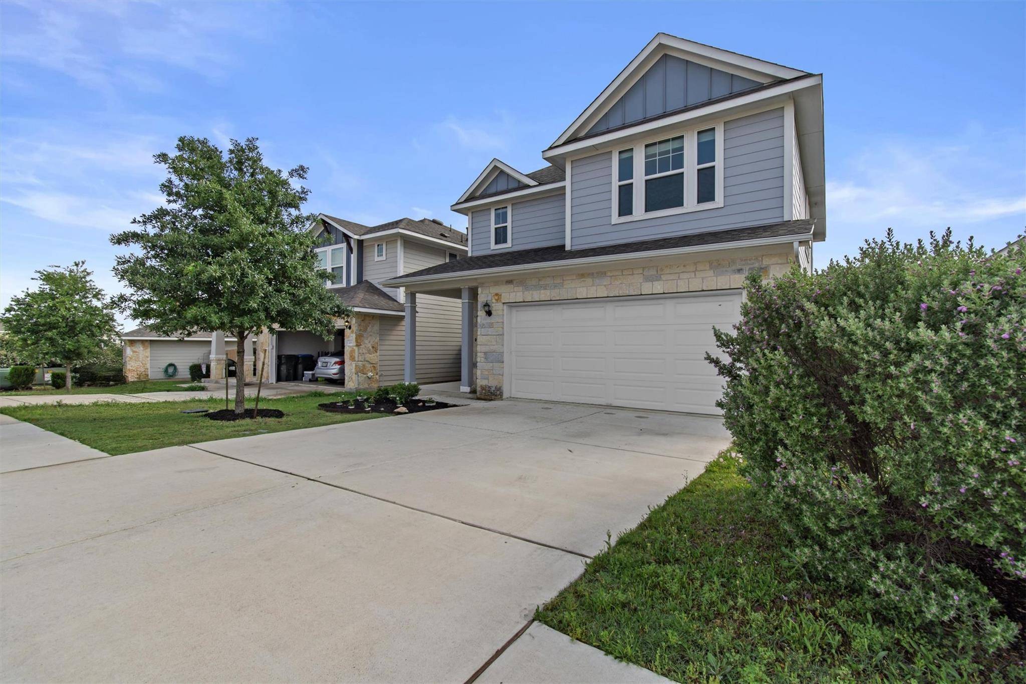 124 Oakstone DR, Georgetown, TX 78628