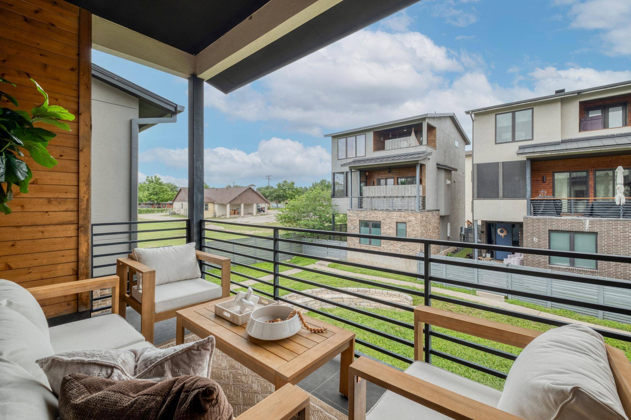 5002 E Pecan Springs RD #7, Austin, TX 78723