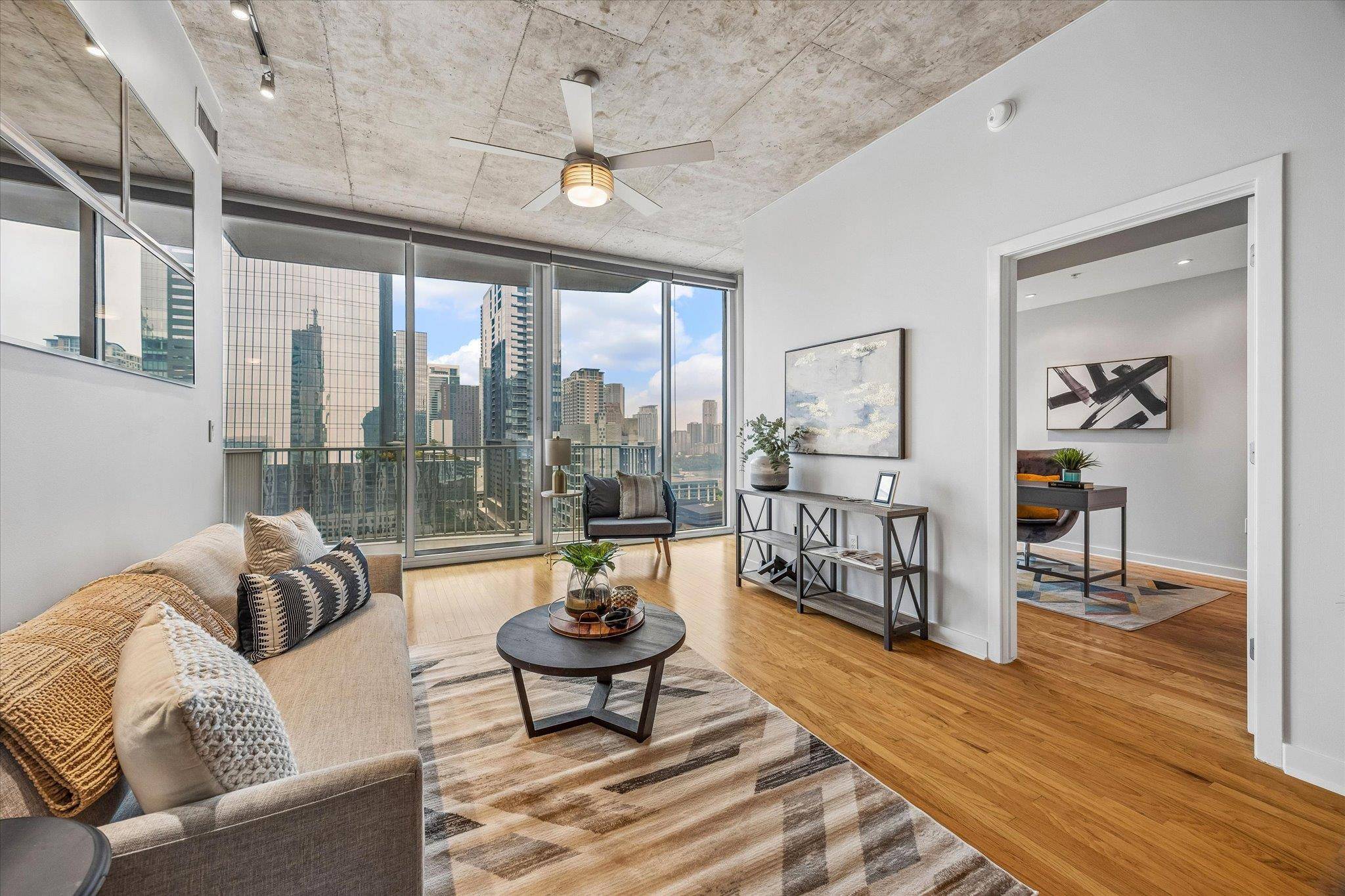 360 Nueces ST #2005, Austin, TX 78701