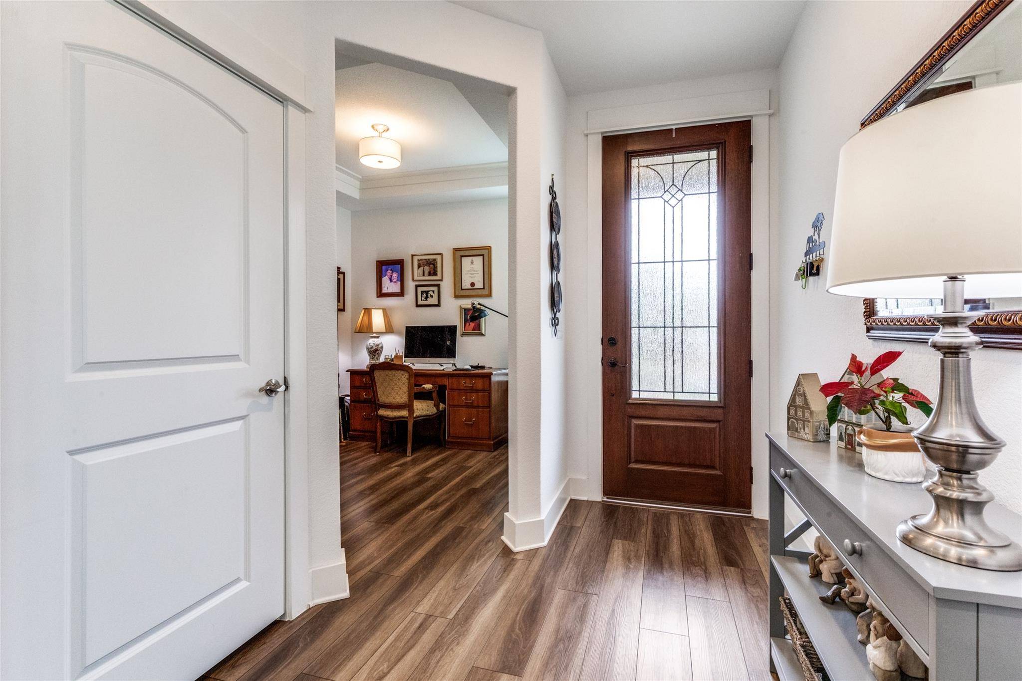 702 Saratoga LN, Georgetown, TX 78633