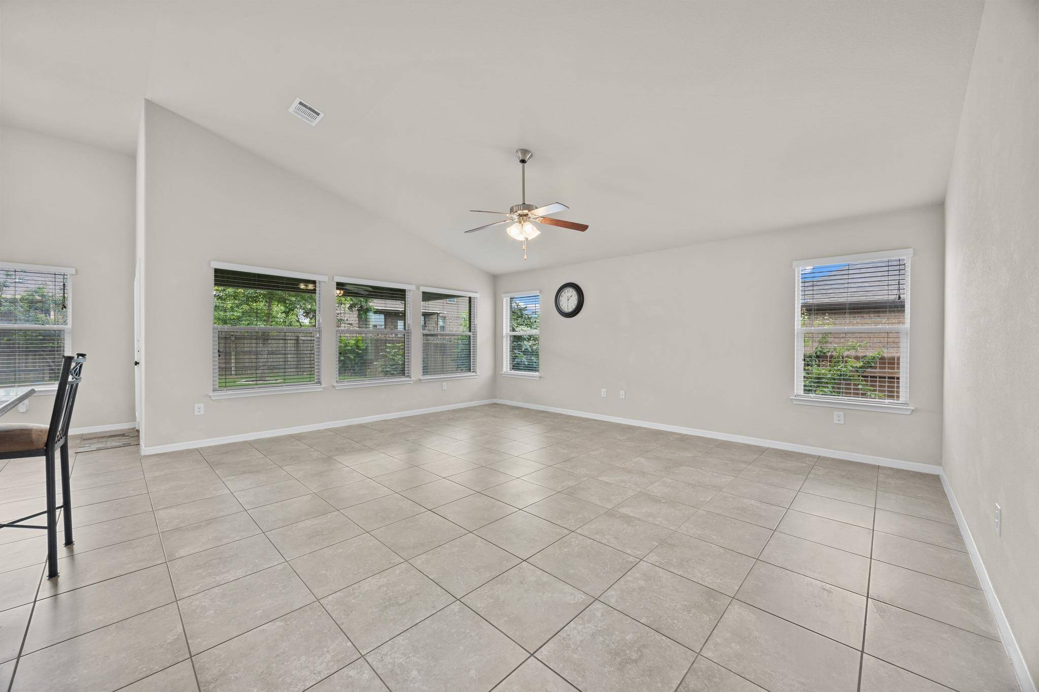 1018 Granbury CV, Round Rock, TX 78664