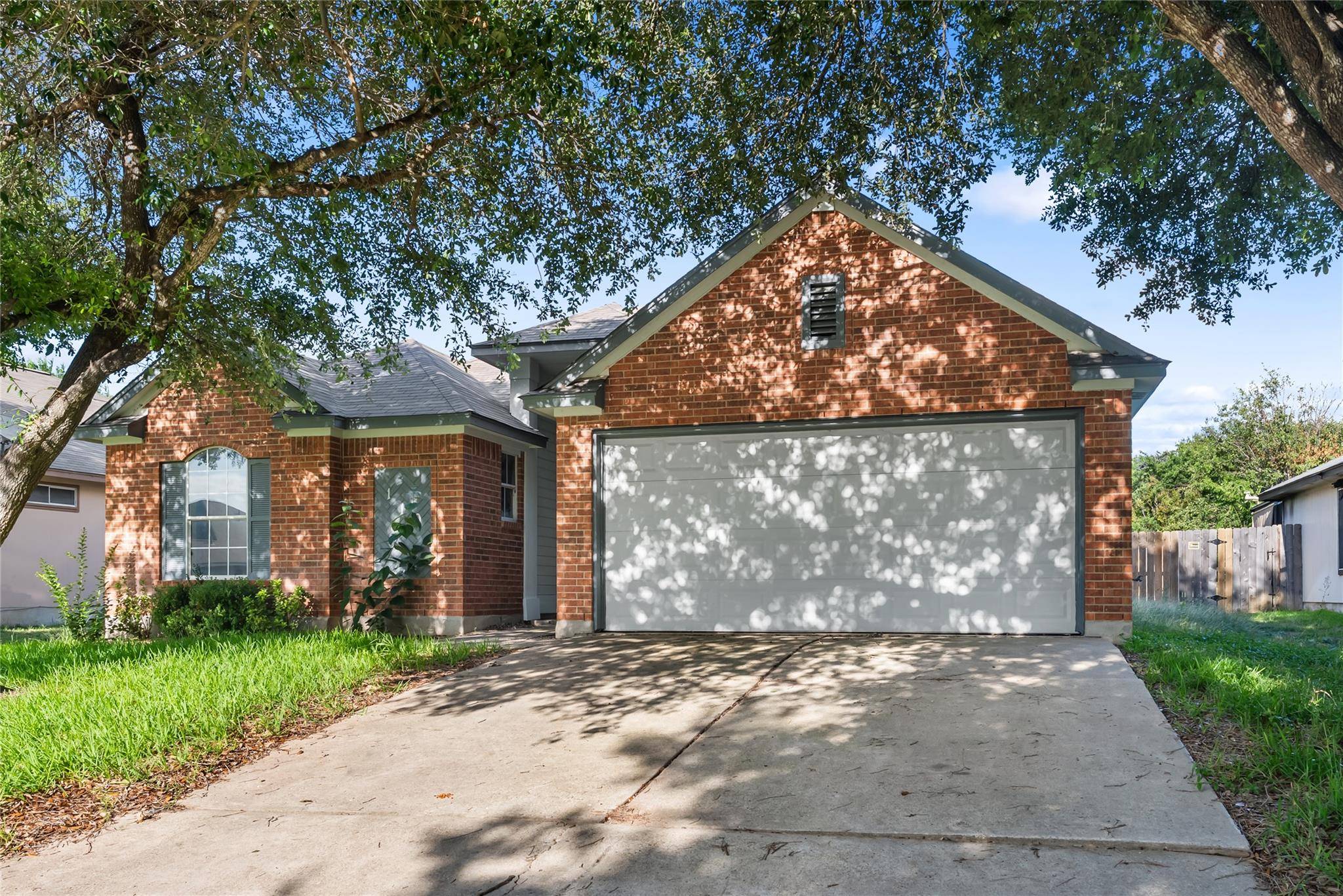 110 Estate CV, Hutto, TX 78634