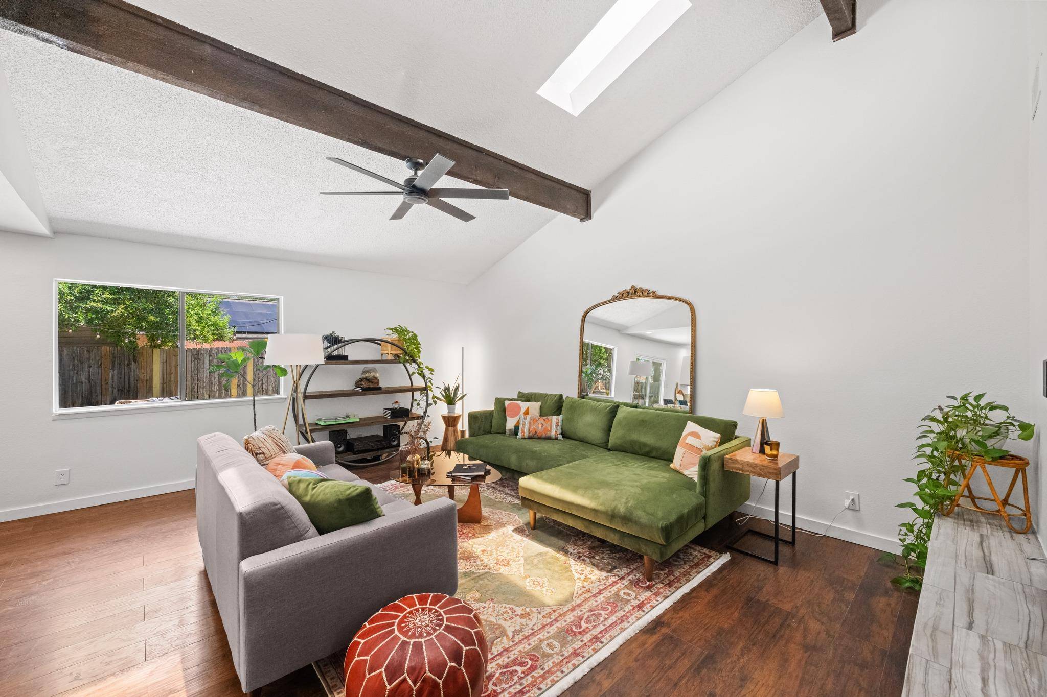 2526 Mcgregor DR, Austin, TX 78745