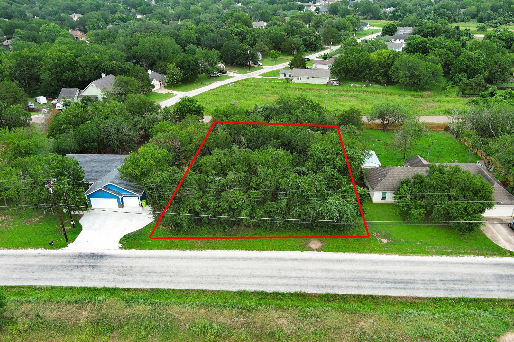 1331 Lovers LN, Bastrop, TX 78602