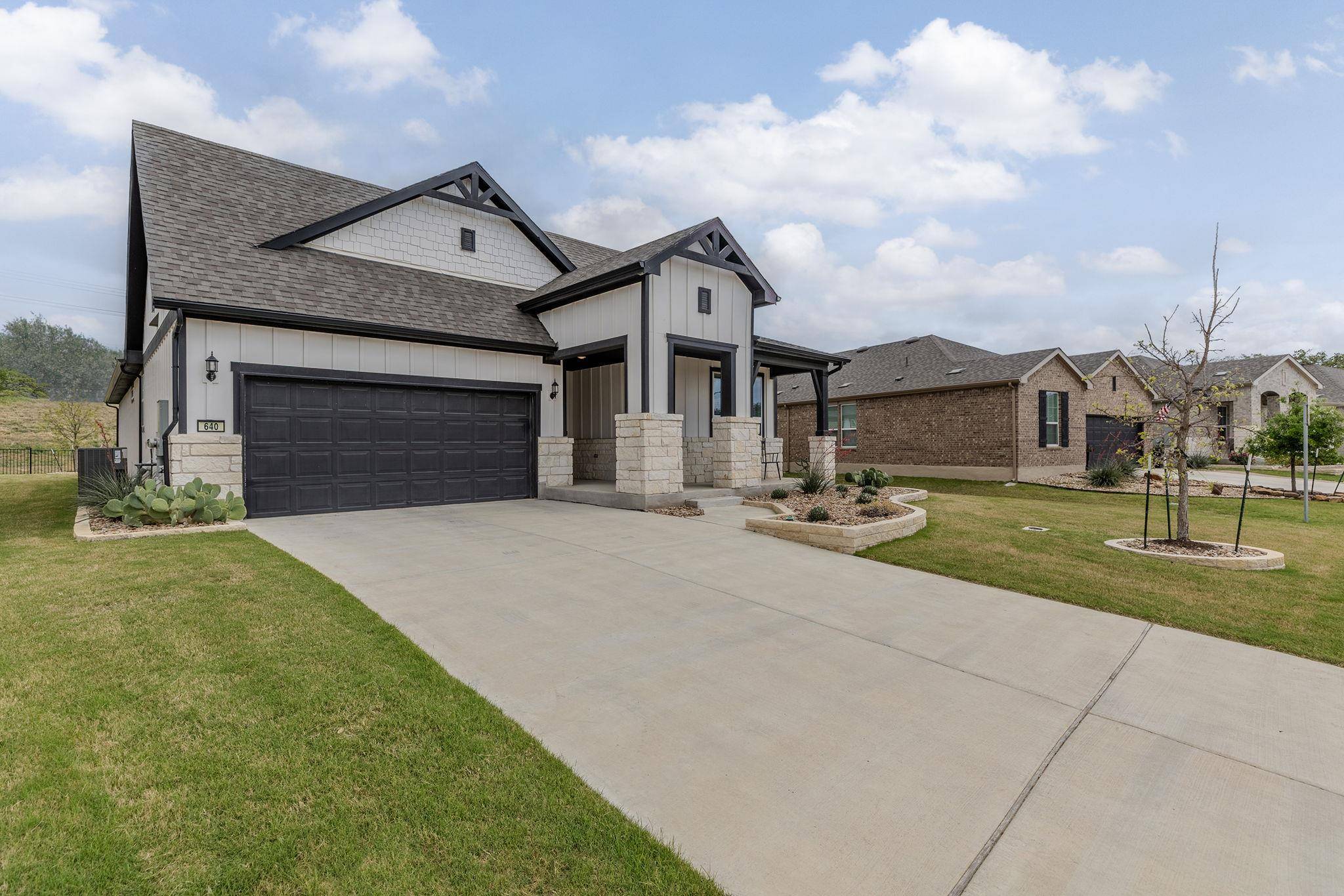 640 Martingale ST, Georgetown, TX 78633