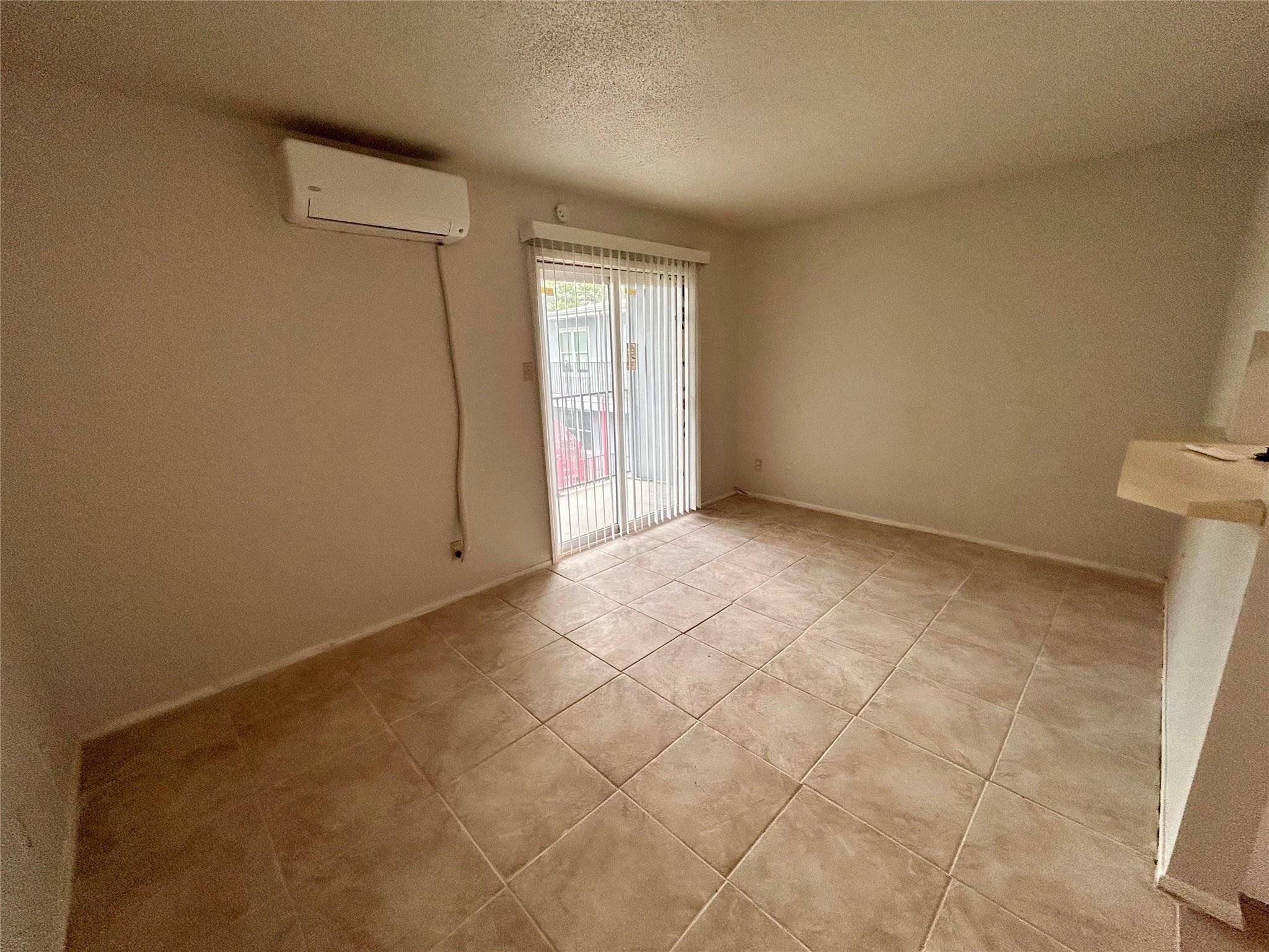 901 E 40th ST #304, Austin, TX 78751