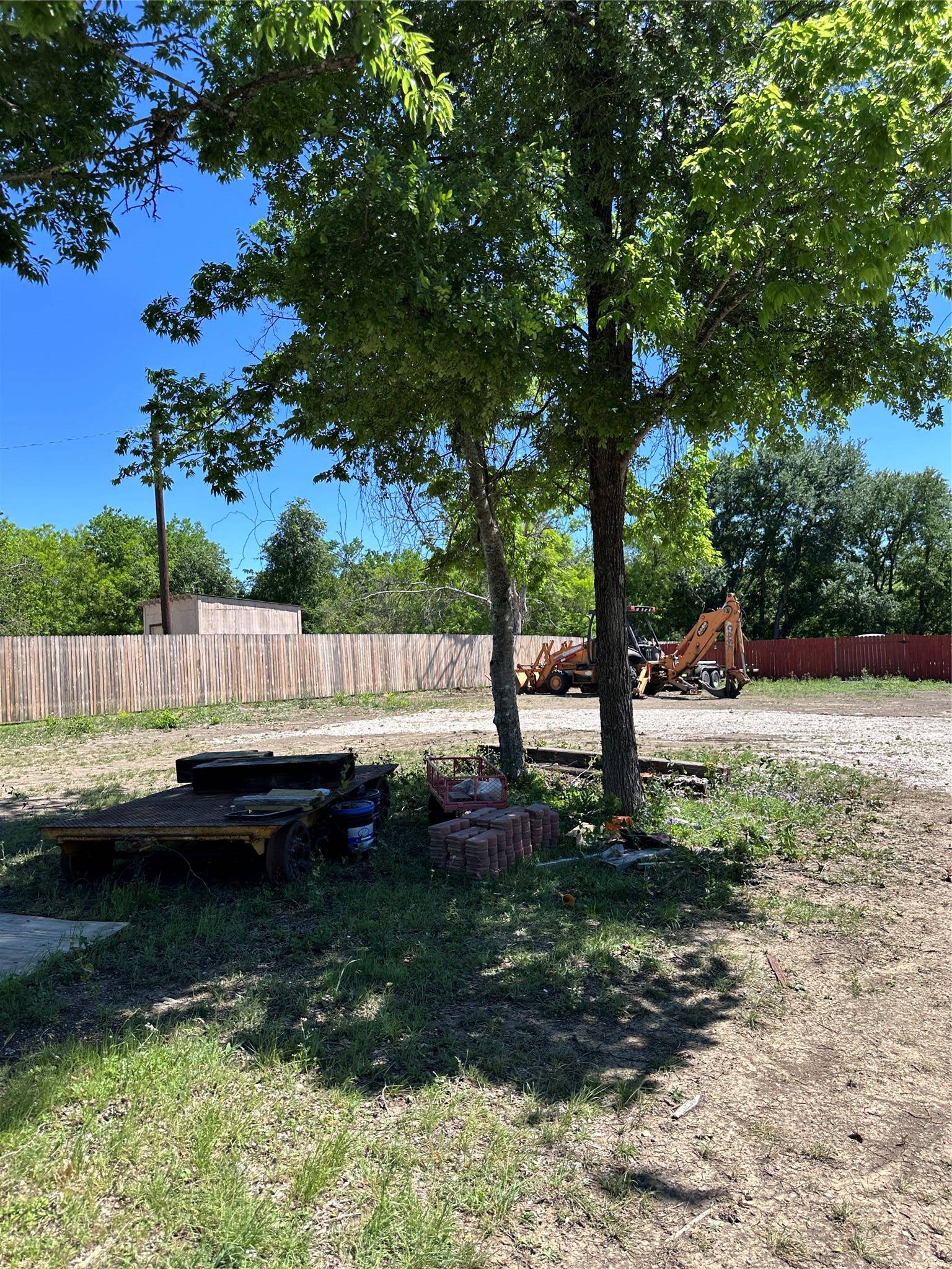 430 W Parsons ST, Manor, TX 78653