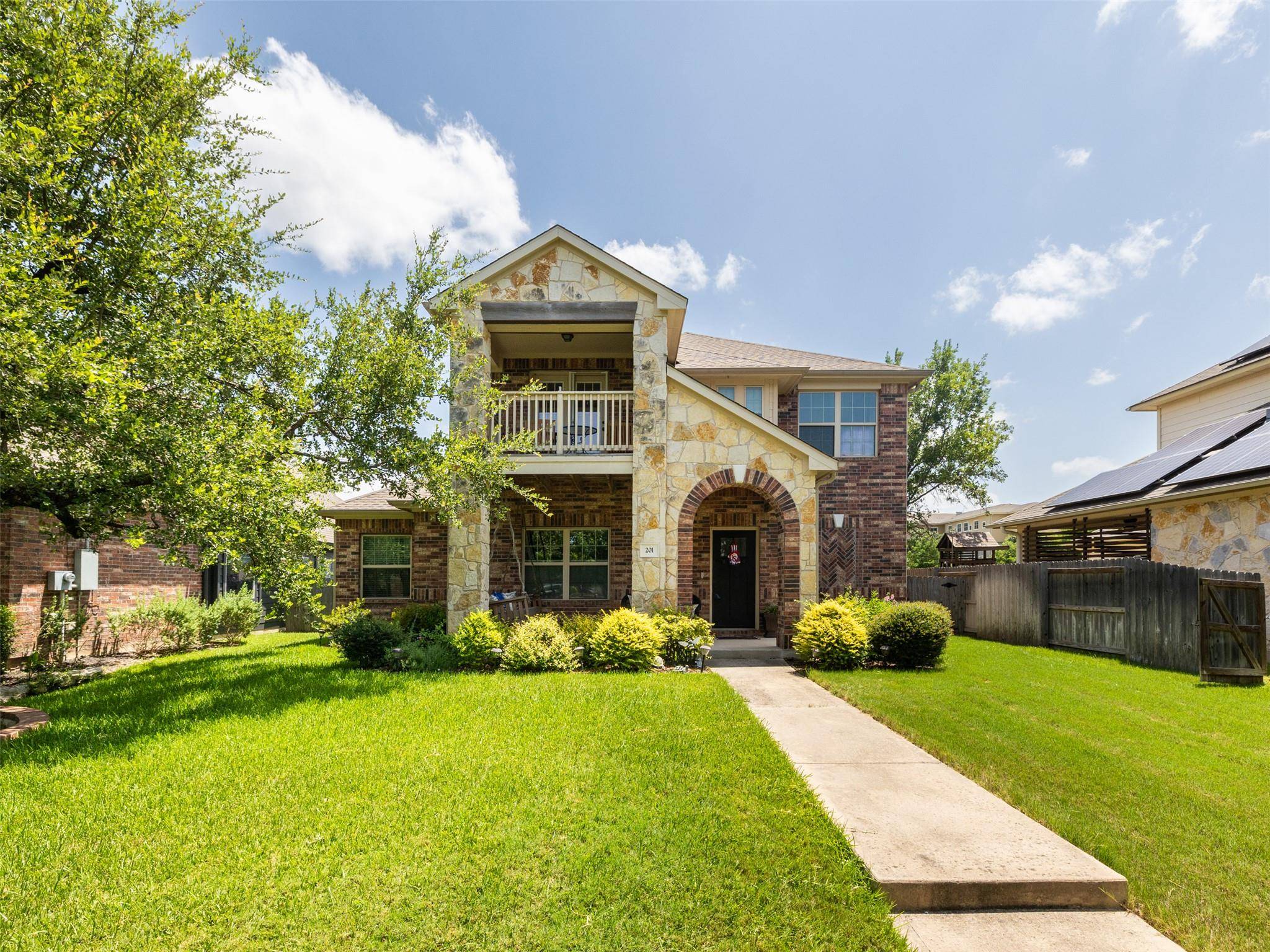 201 Sycamore ST, Georgetown, TX 78633