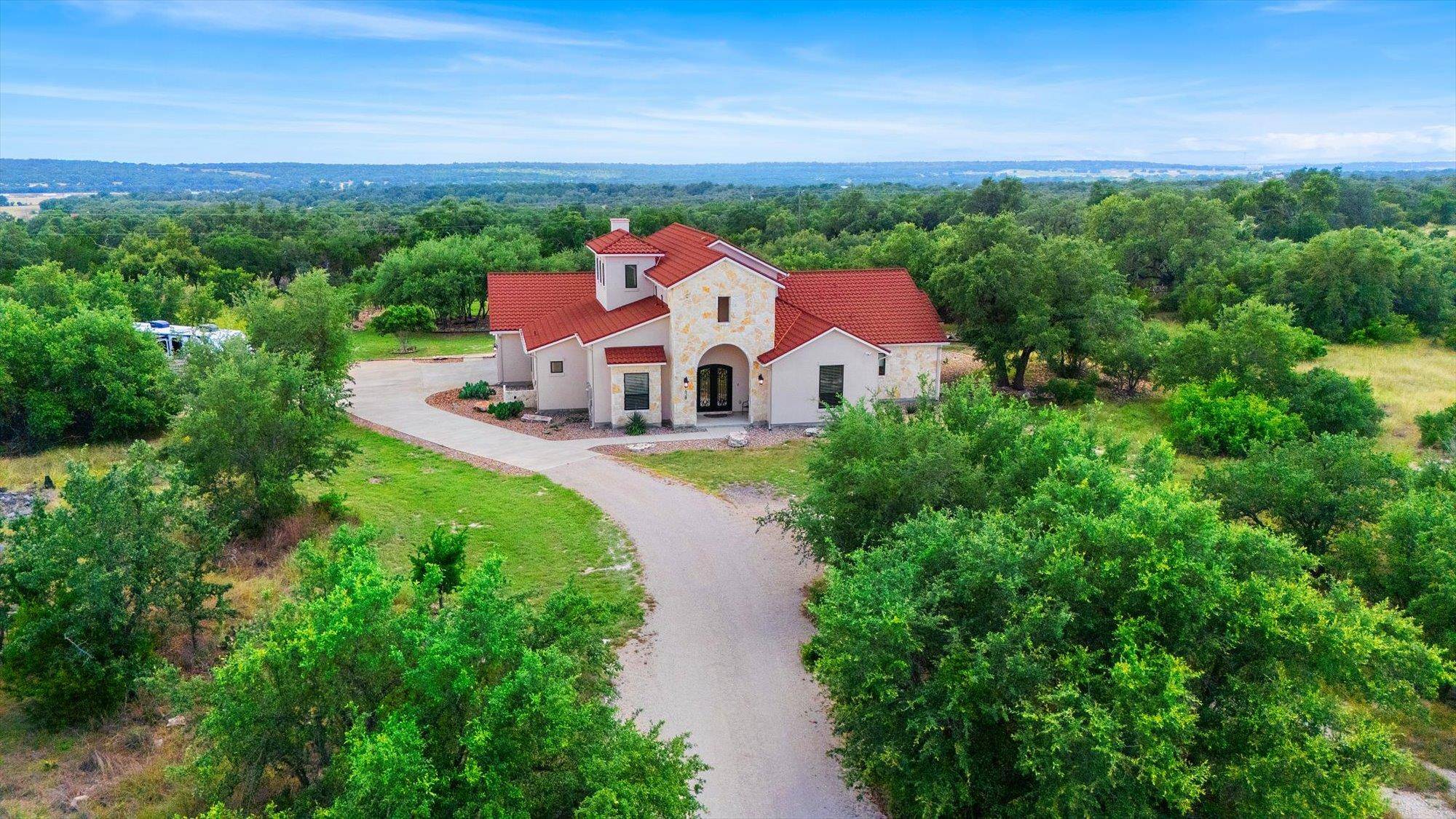 638 Strada Luca, Florence, TX 76527