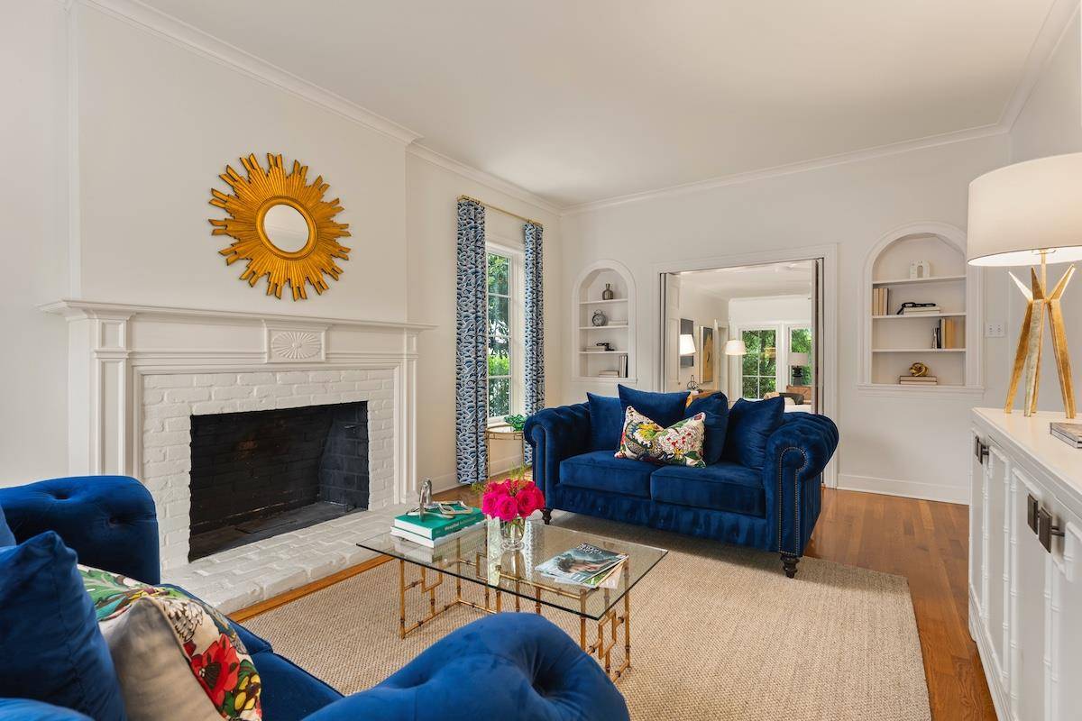 1015 Gaston Ave, Austin, TX 78703