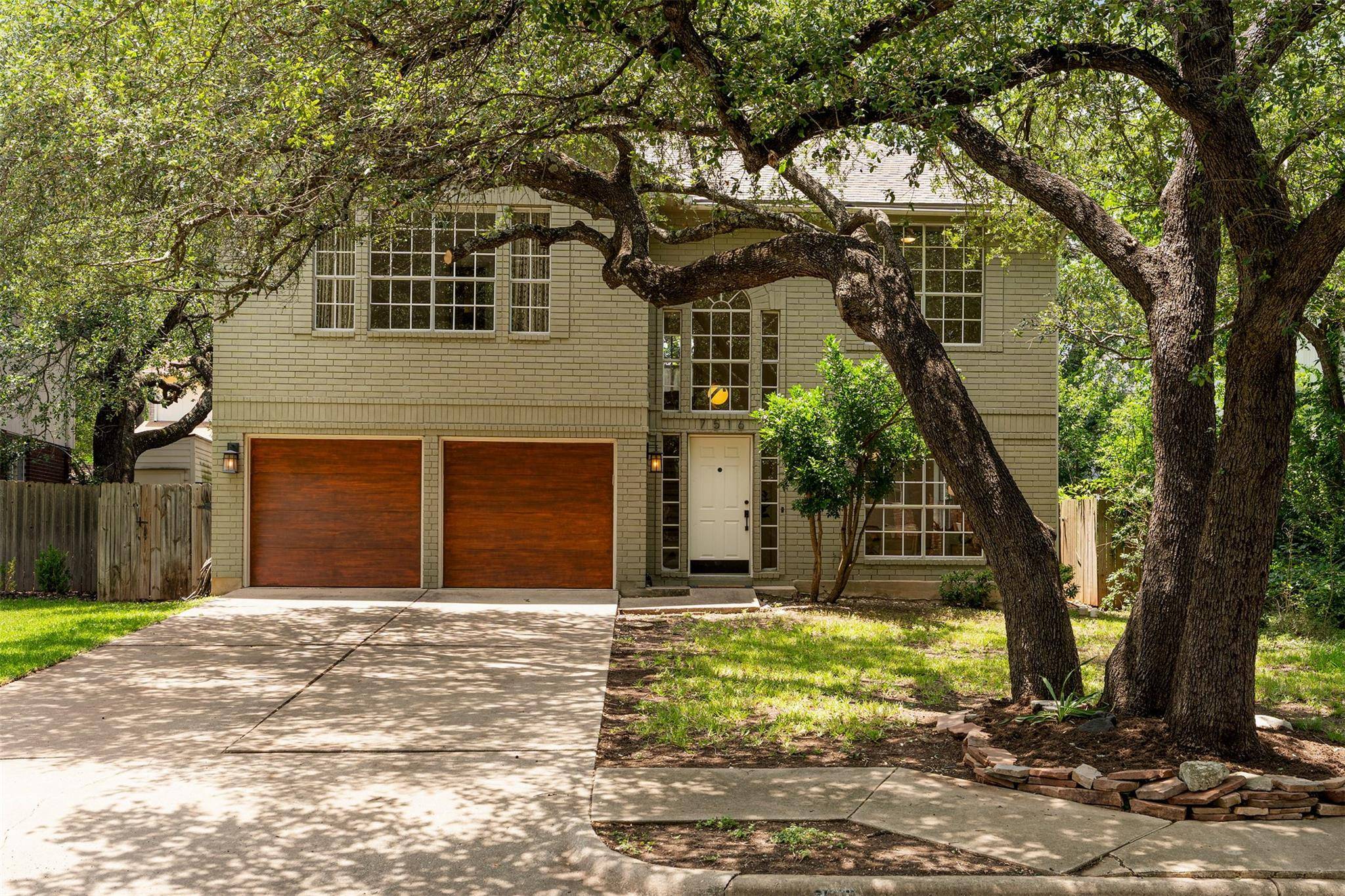 7516 Windrush DR, Austin, TX 78729