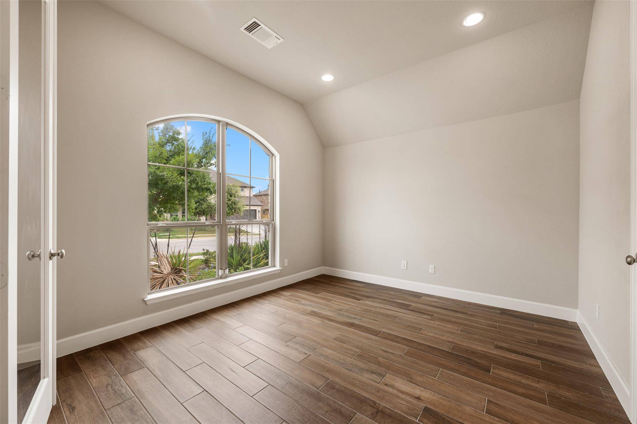 104 Anejo Bluff CT, Georgetown, TX 78628