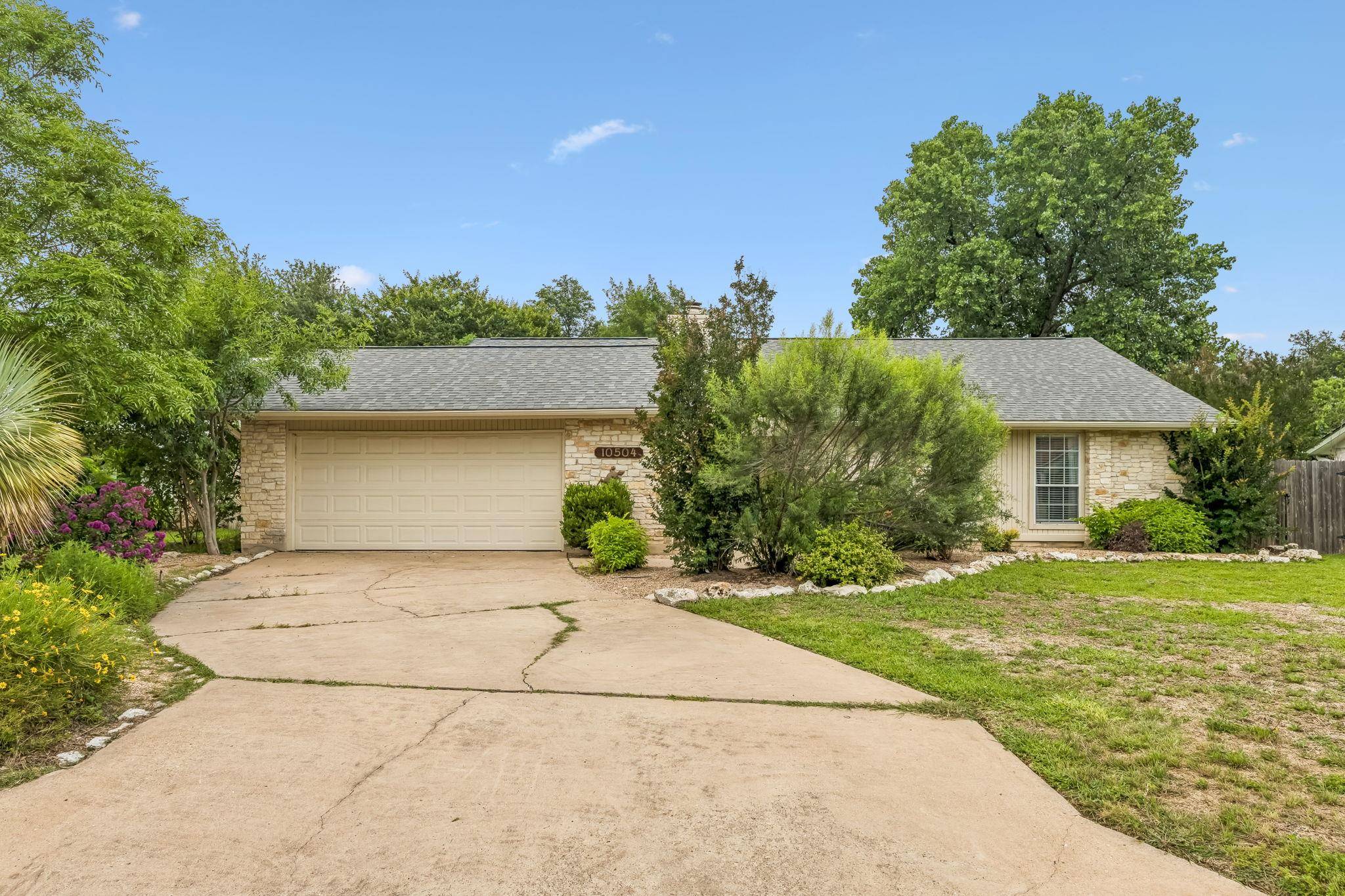10504 Wagon Gap DR, Austin, TX 78750