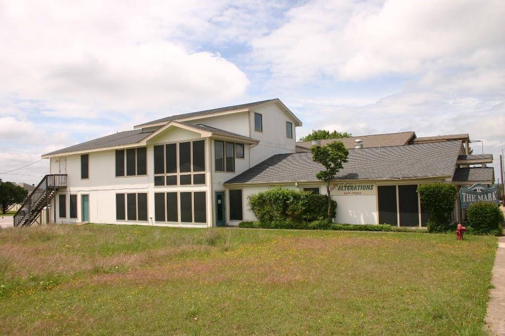 20511 201 Dawn DR #201, Lago Vista, TX 78645