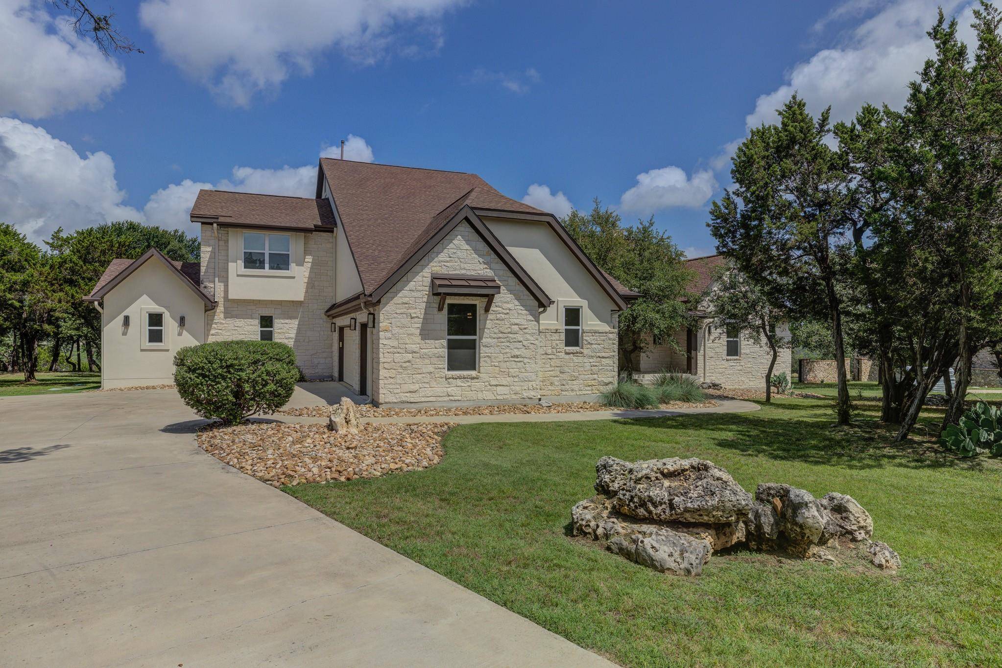 954 Covered Bridge DR, Driftwood, TX 78619