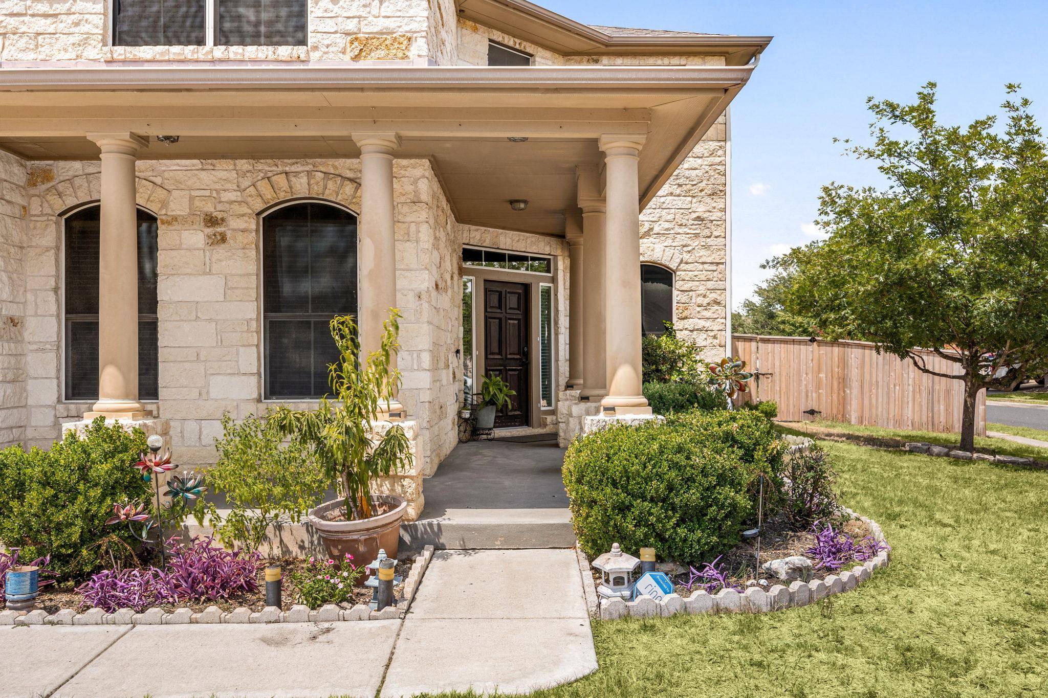 100 Sandy Lyle CV, Round Rock, TX 78664