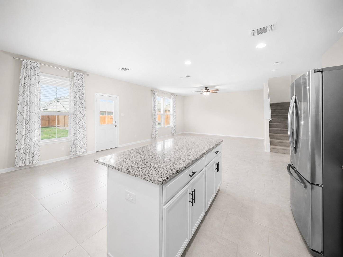 263 Beechnut DR, Buda, TX 78610