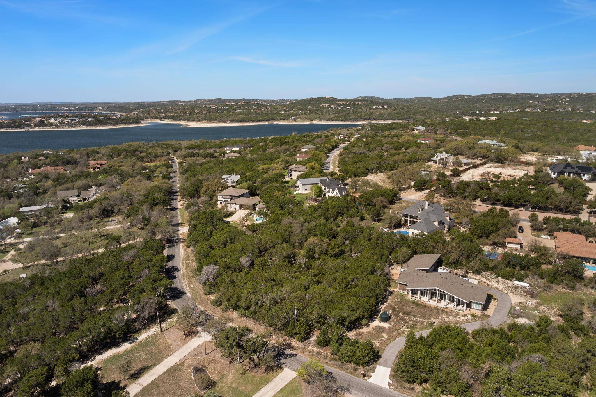 16400 Jackson ST, Volente, TX 78641