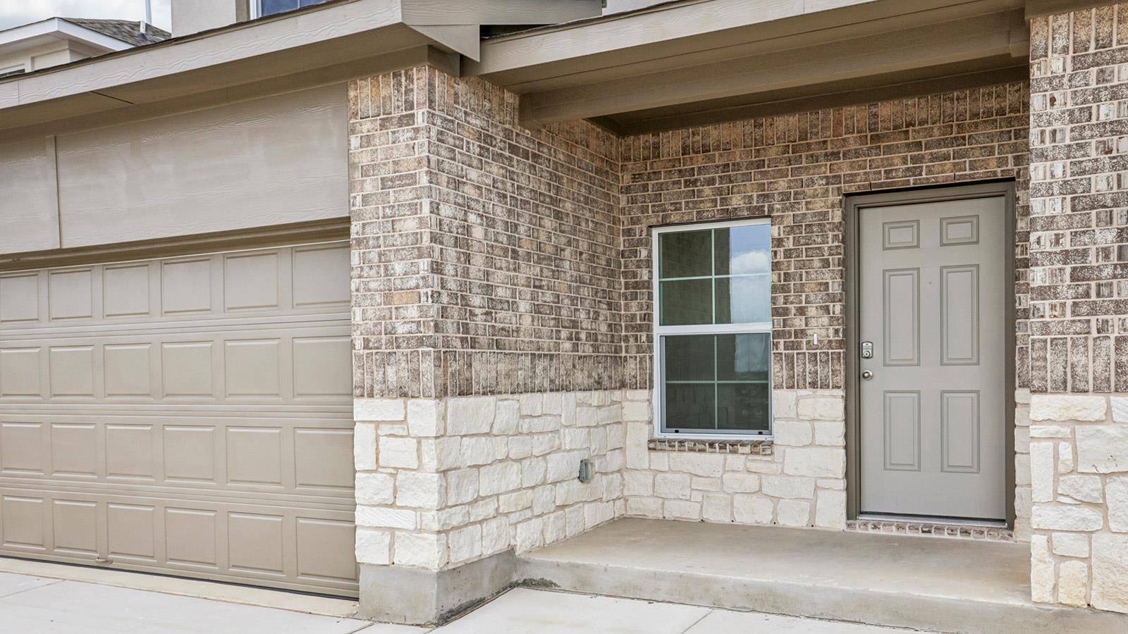 1925 Arbuckle DR, Leander, TX 78641