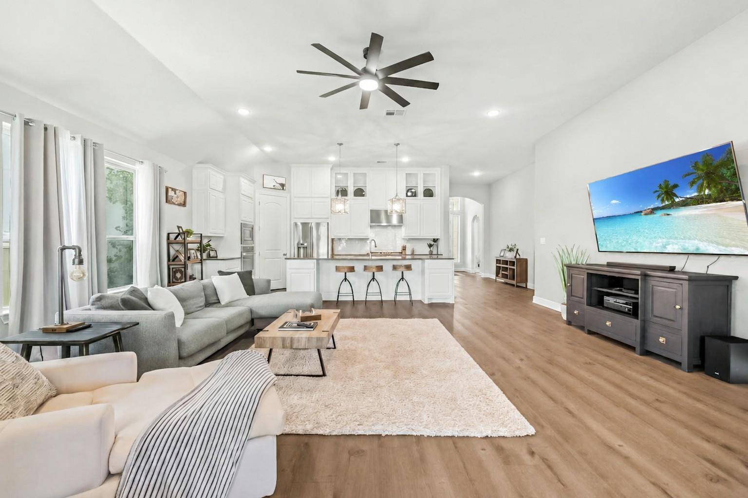 1820 Ficuzza WAY, Leander, TX 78641