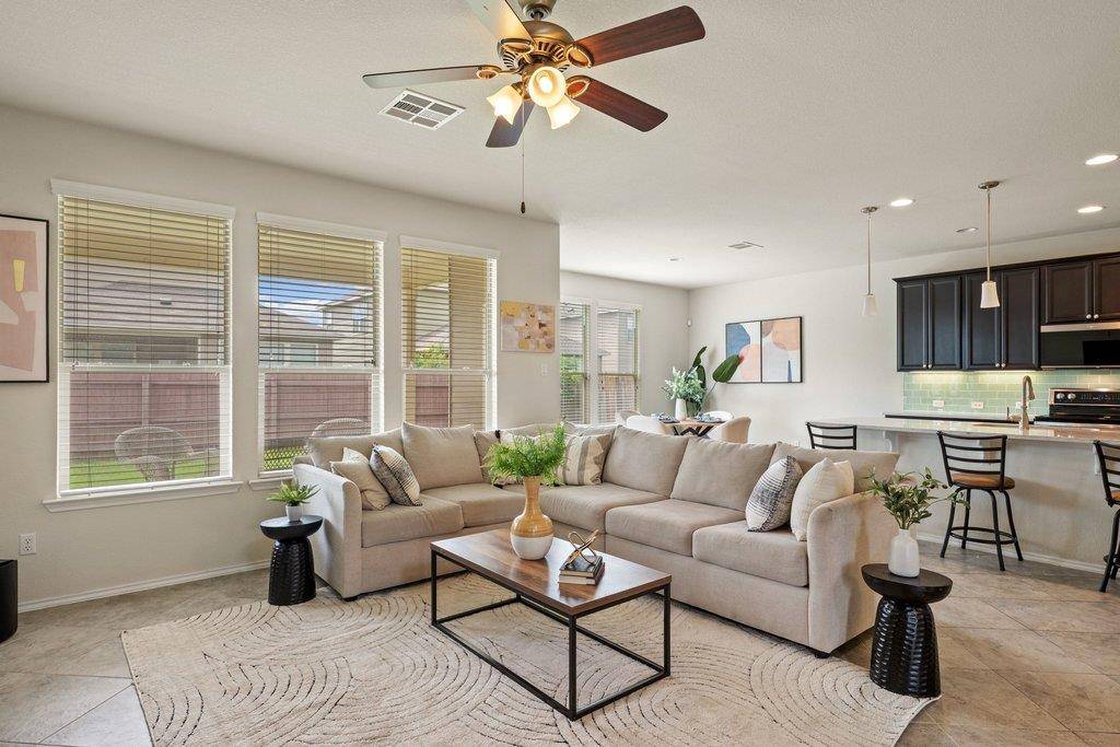 16000 Canberra TRL, Austin, TX 78728