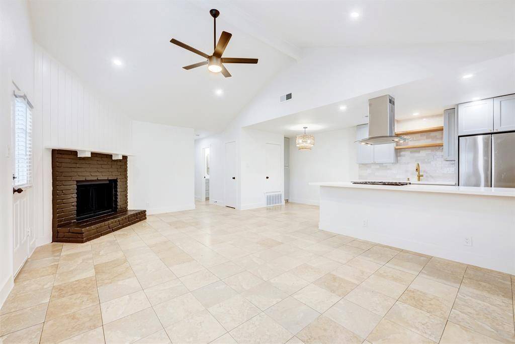 11417 Ptarmigan DR, Austin, TX 78758