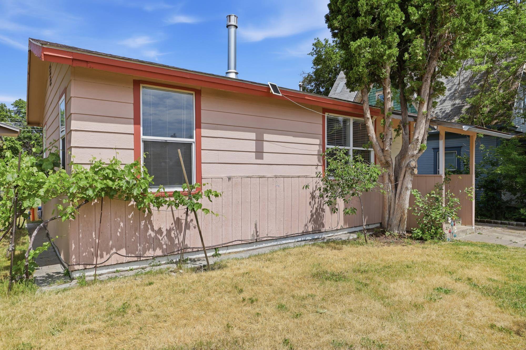 2422 W Sinto Ave, Spokane, WA 99201