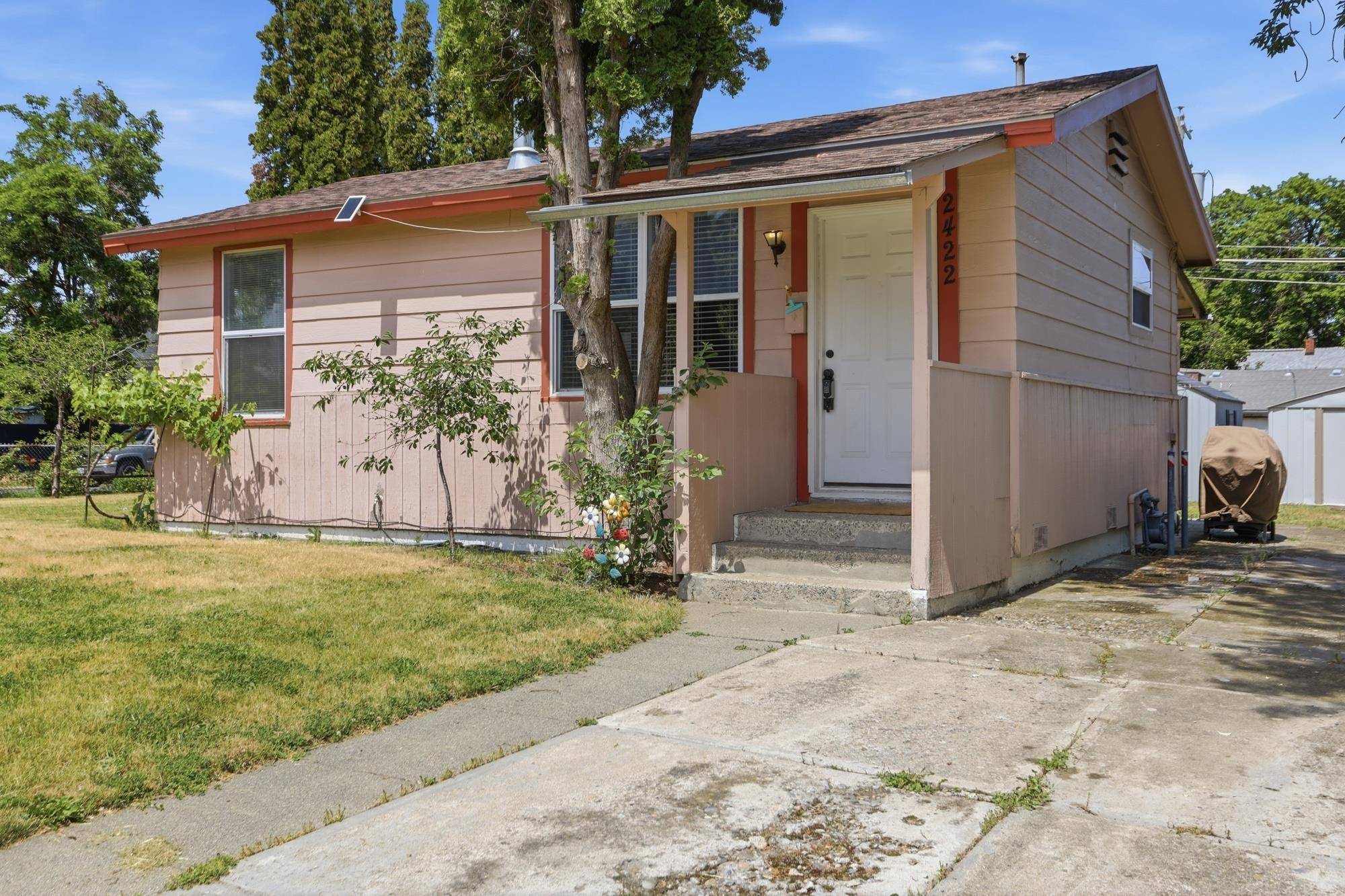 2422 W Sinto Ave, Spokane, WA 99201