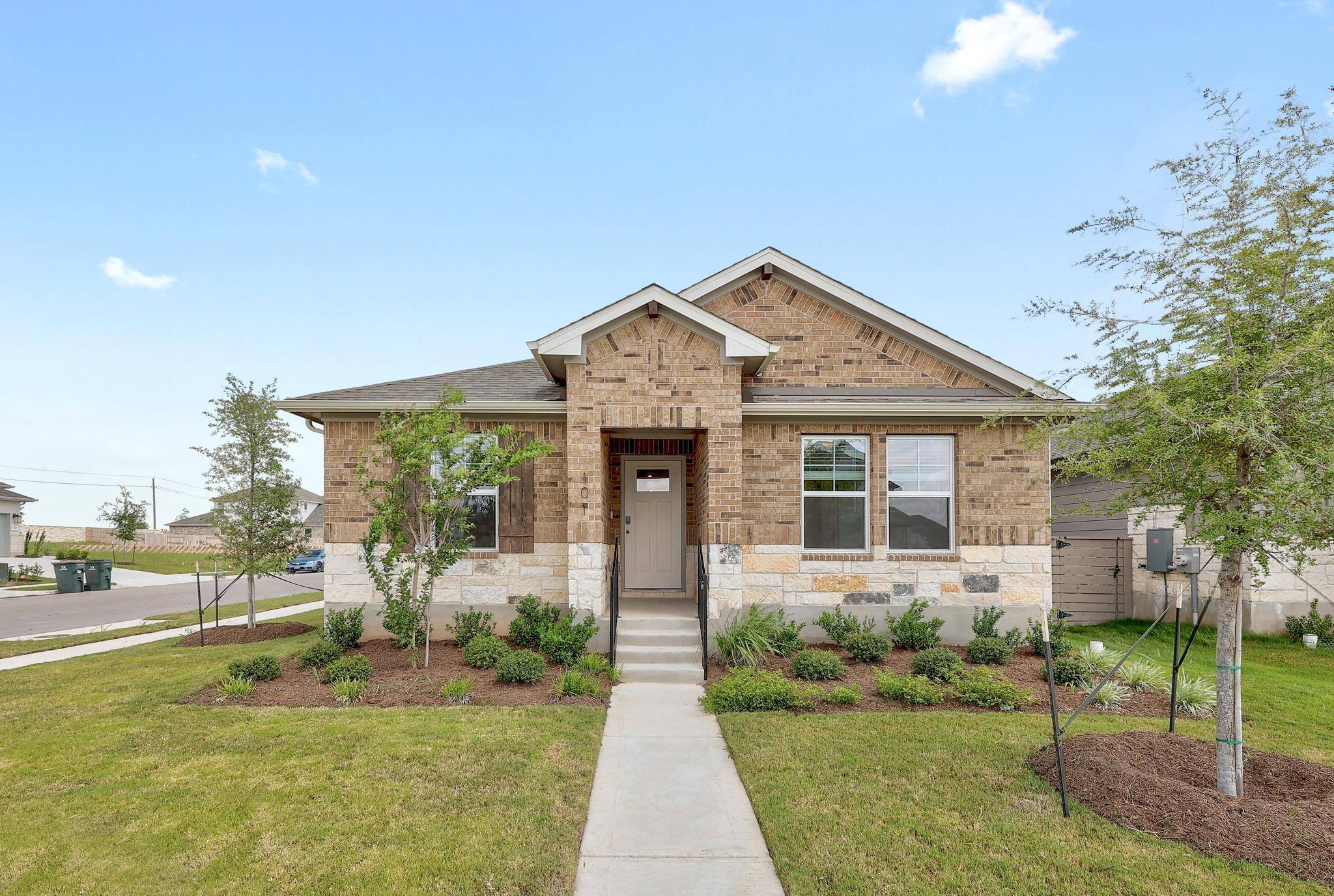 101 Rock Daisy TRL, Hutto, TX 78634