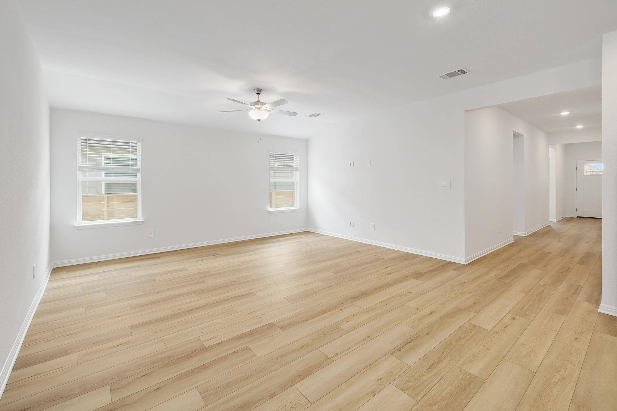 101 Rock Daisy TRL, Hutto, TX 78634