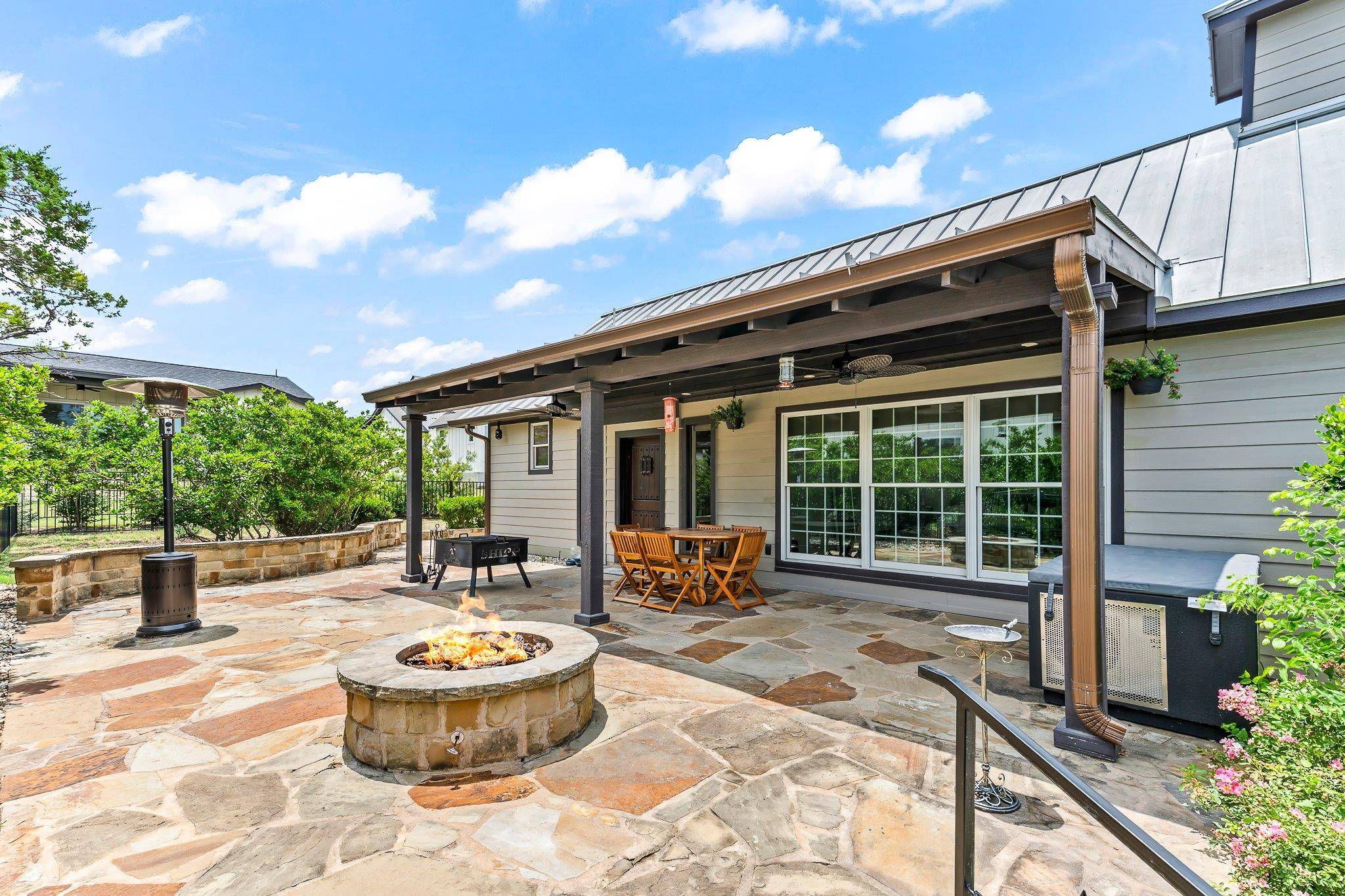 2108 Quiet Stables CIR, Cedar Park, TX 78613