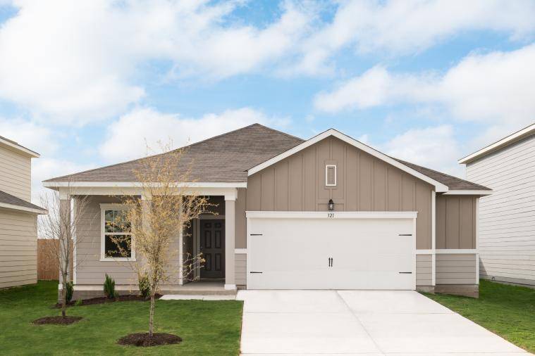 248 Wren LN, Kyle, TX 78640