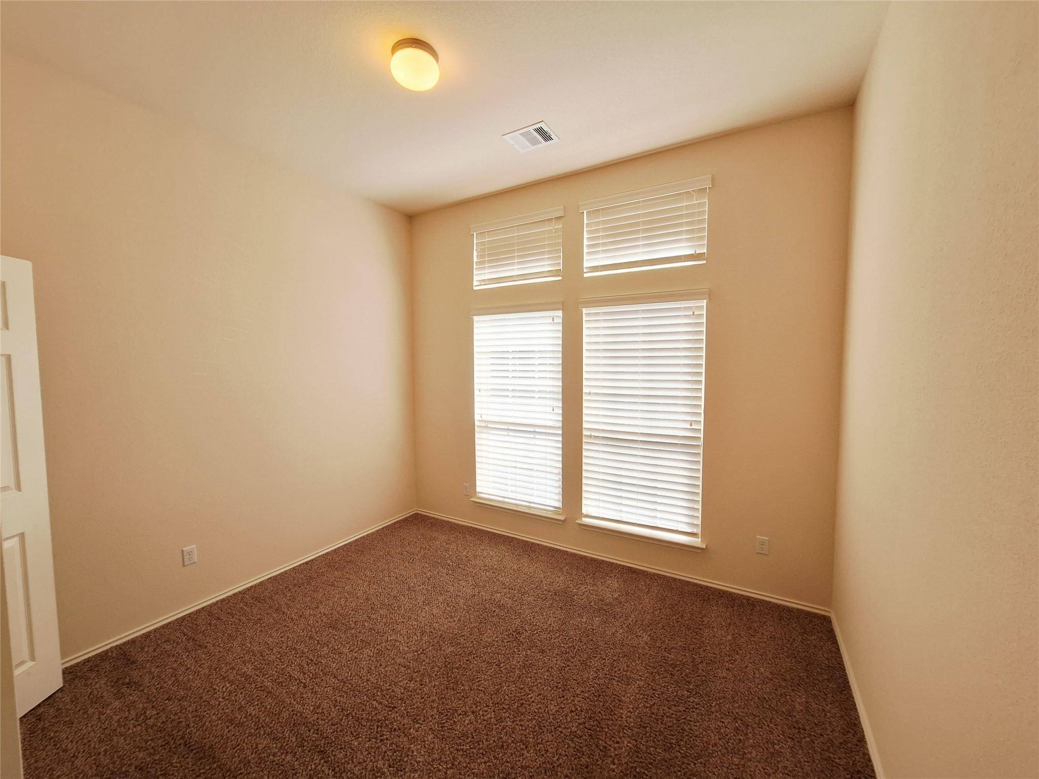 525 Loma Cedro BND, Leander, TX 78641