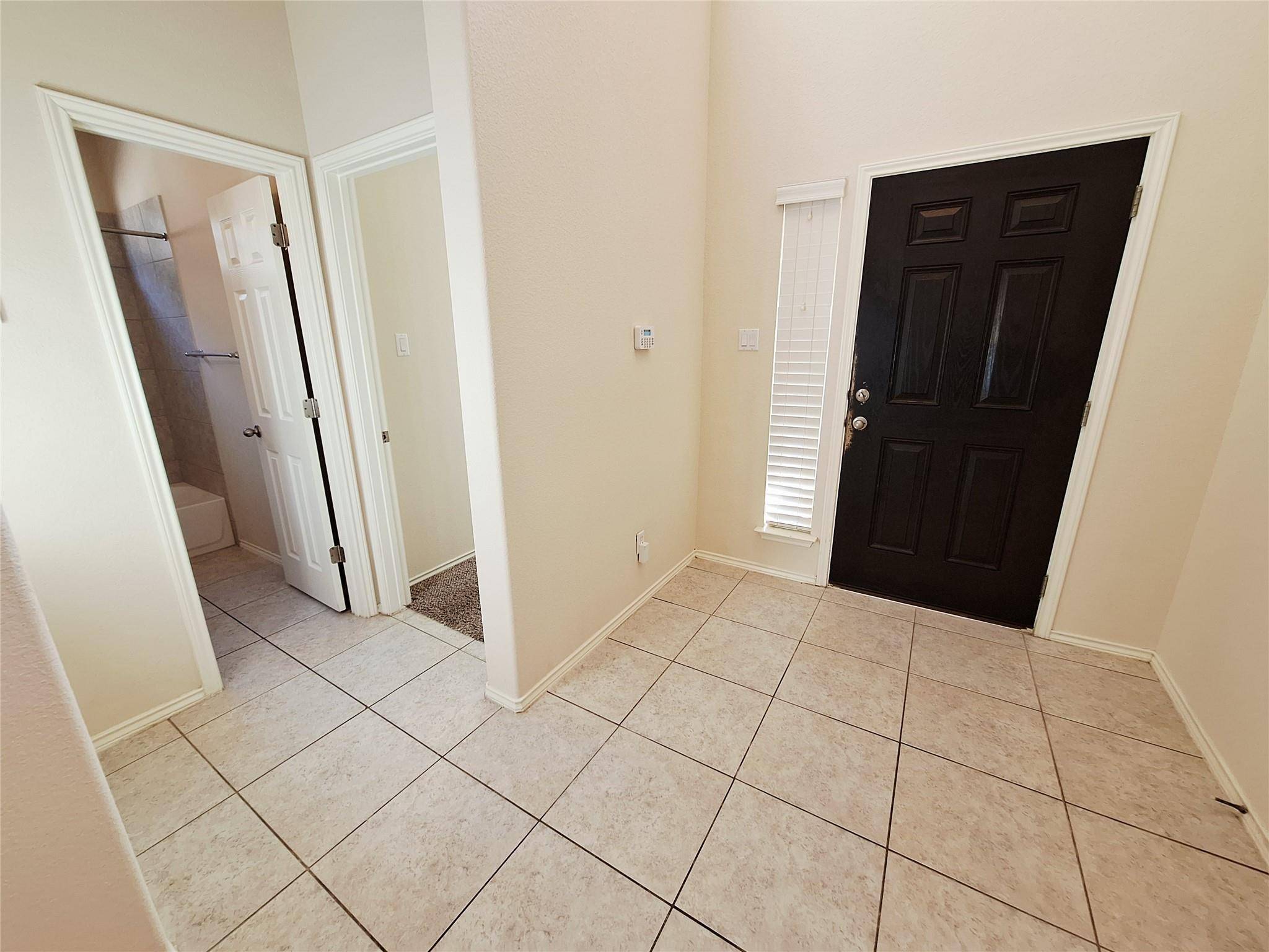 525 Loma Cedro BND, Leander, TX 78641