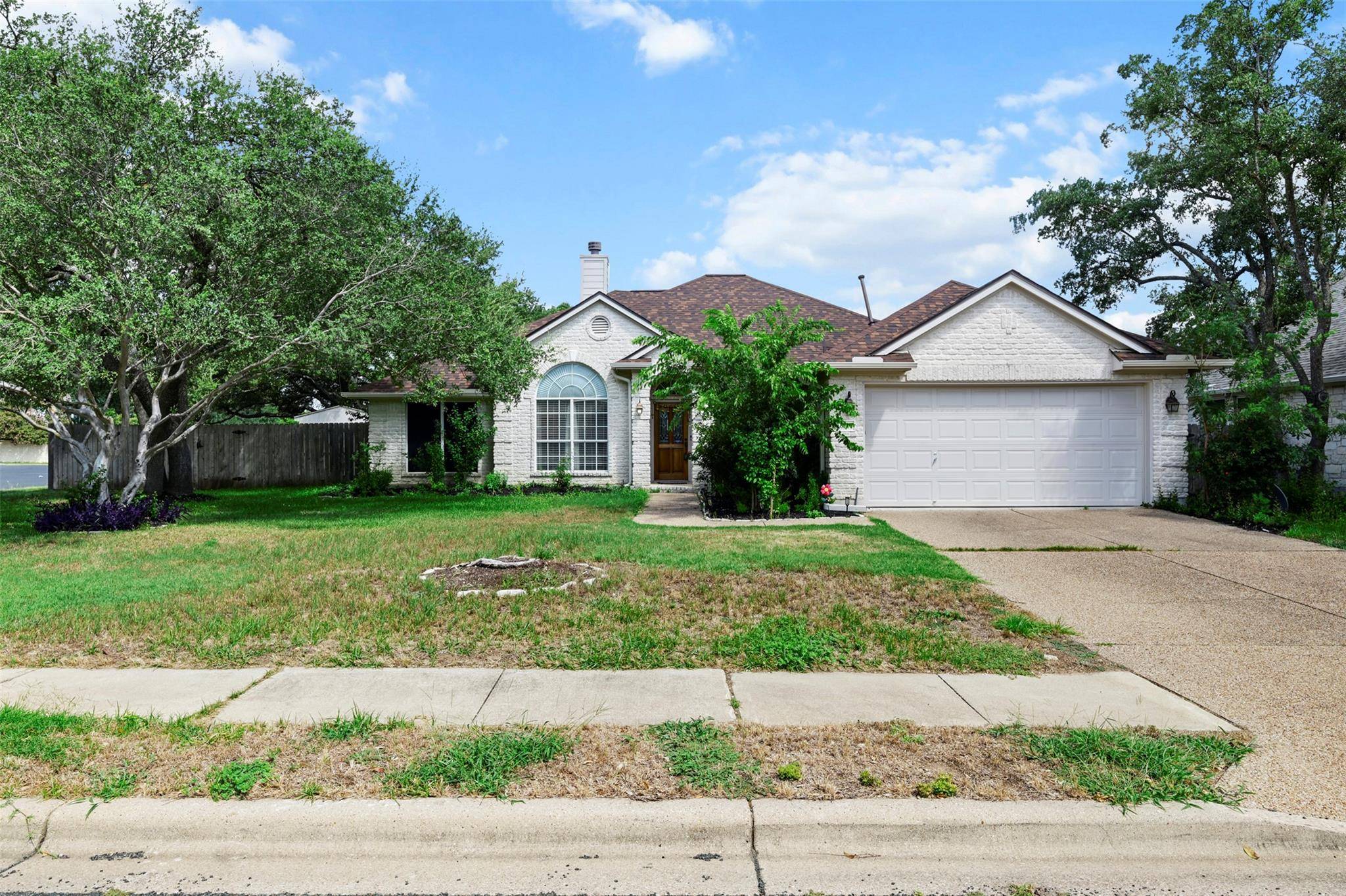 6006 Barletta DR, Round Rock, TX 78681