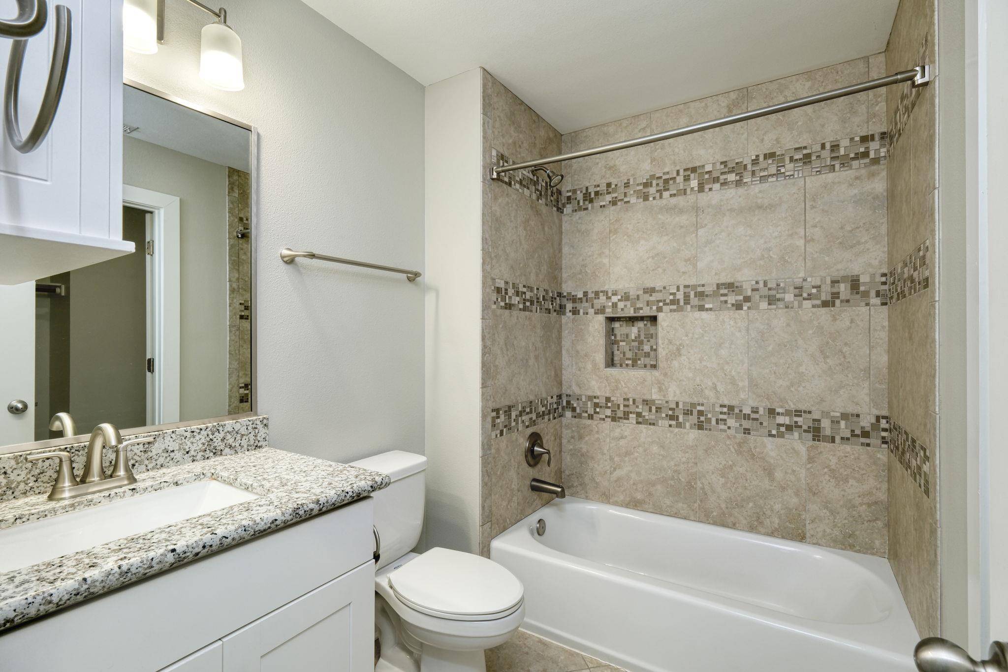 615 Spring ST #3, Round Rock, TX 78664