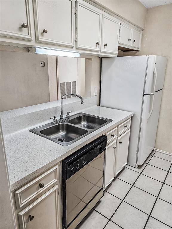 2706 Salado ST #303, Austin, TX 78705