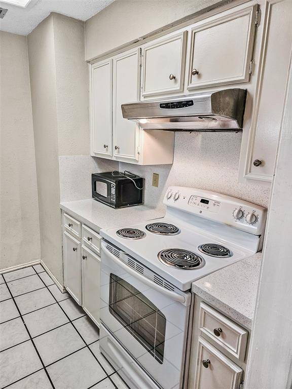 2706 Salado ST #303, Austin, TX 78705